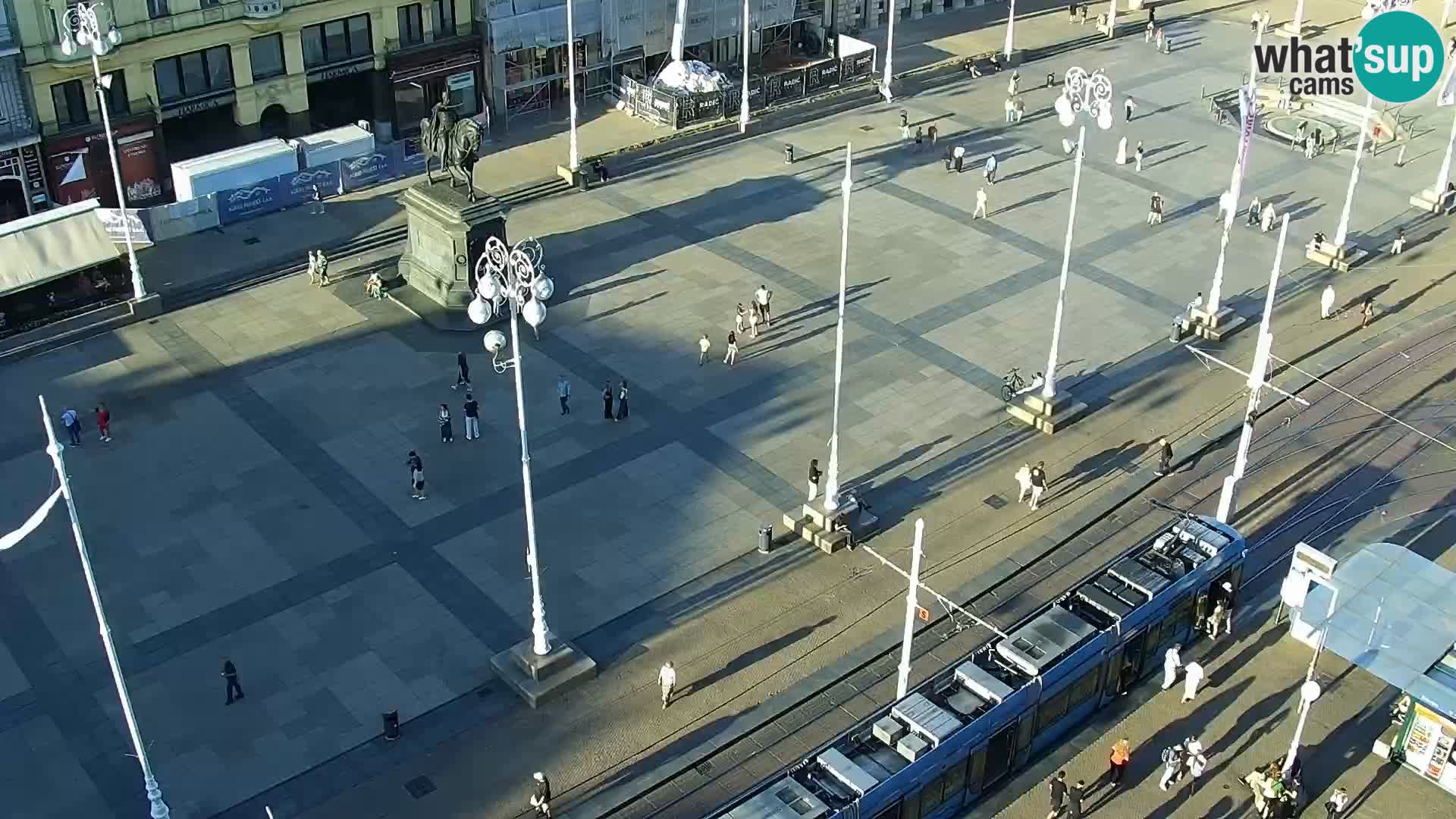 Ban Jelačić live cam Zagreb – Hotel Dubrovnik