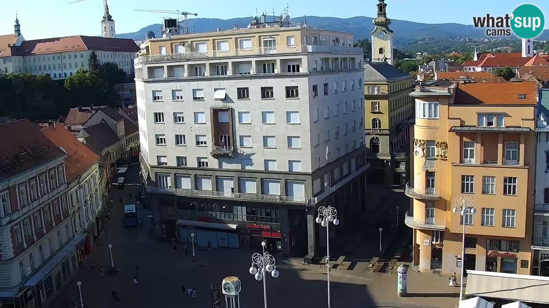 Trg Bana Jelačića web kamera Zagreb – Hotel Dubrovnik