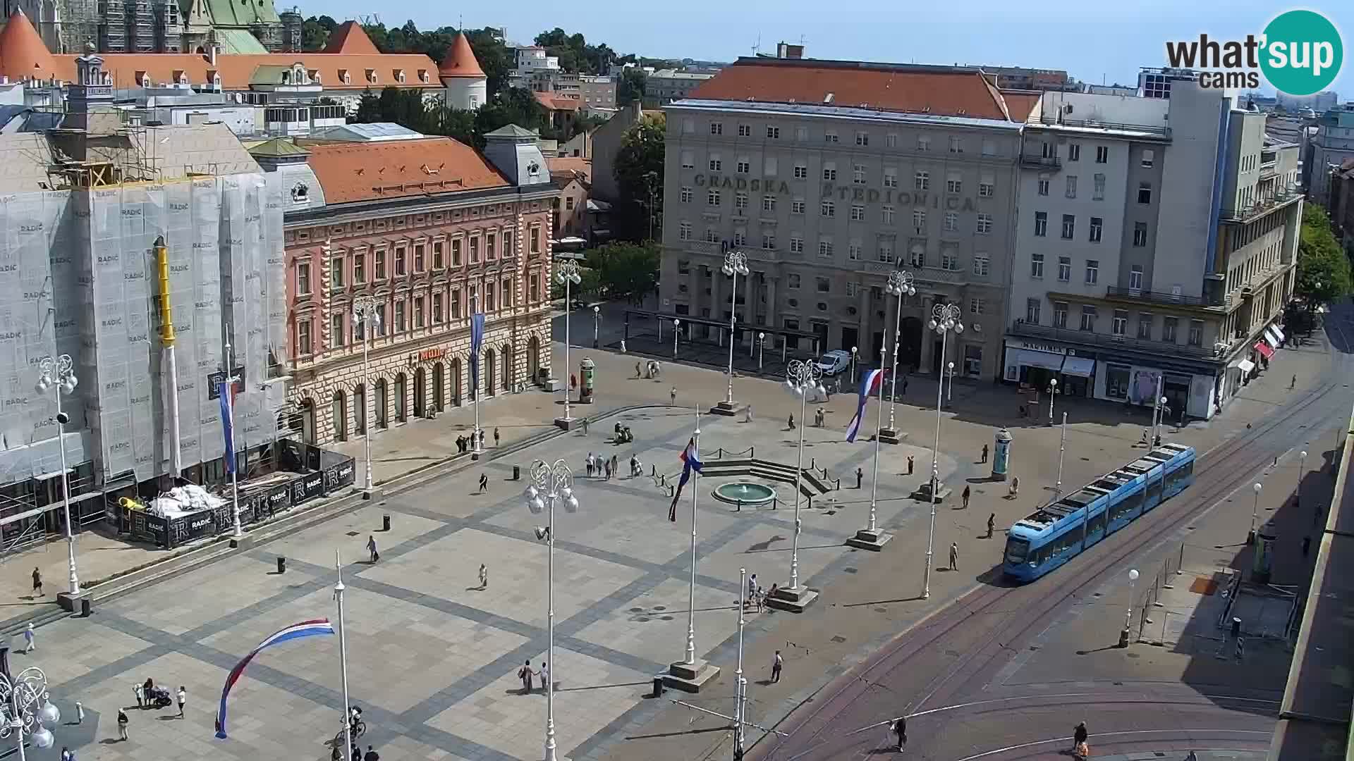 Piazza Ban Jelačić livecam Zagreb – Hotel Dubrovnik