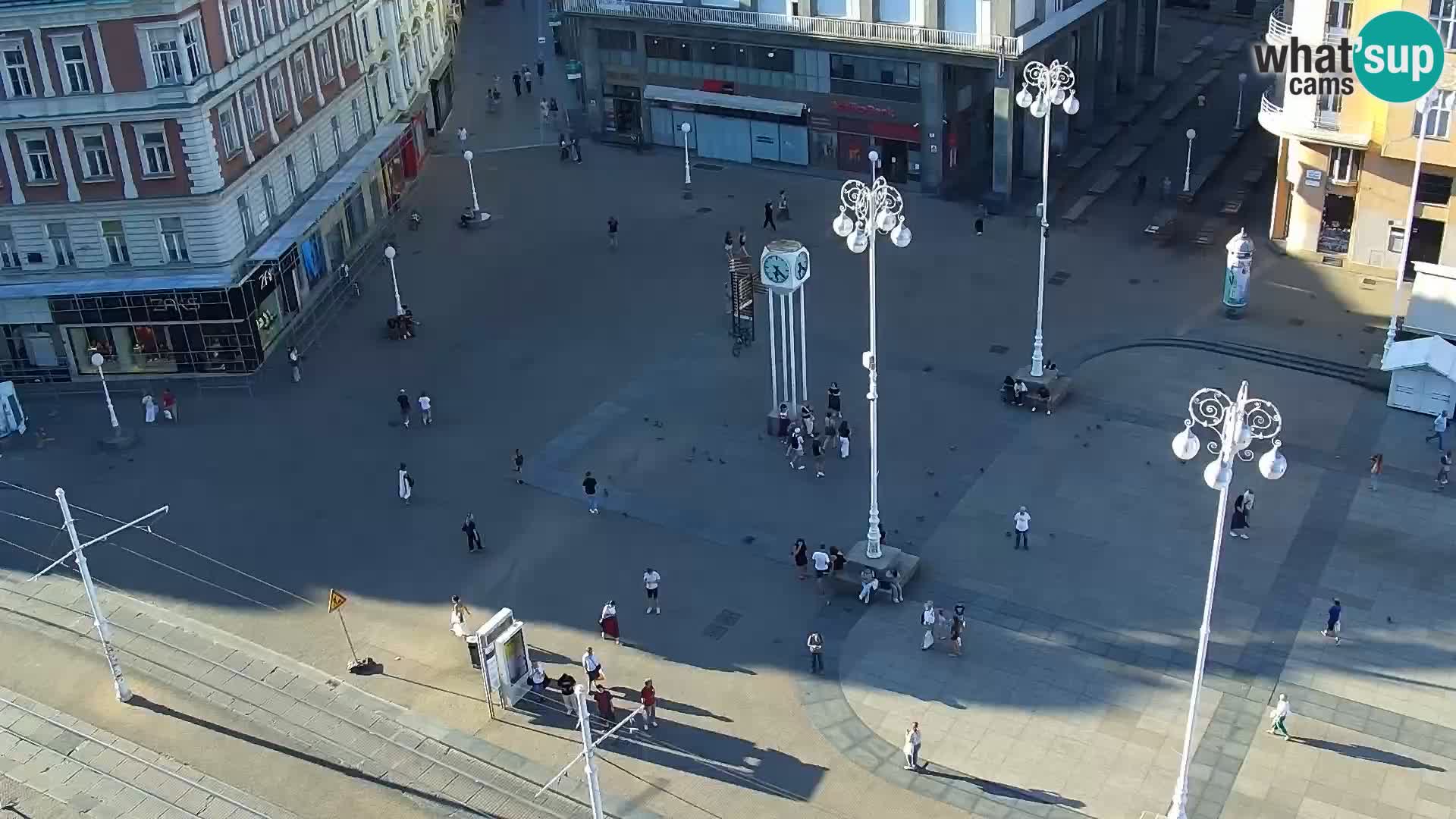 LIVE Webcam Zagreb Hotel Dubrovnik | Ban Jelačić square