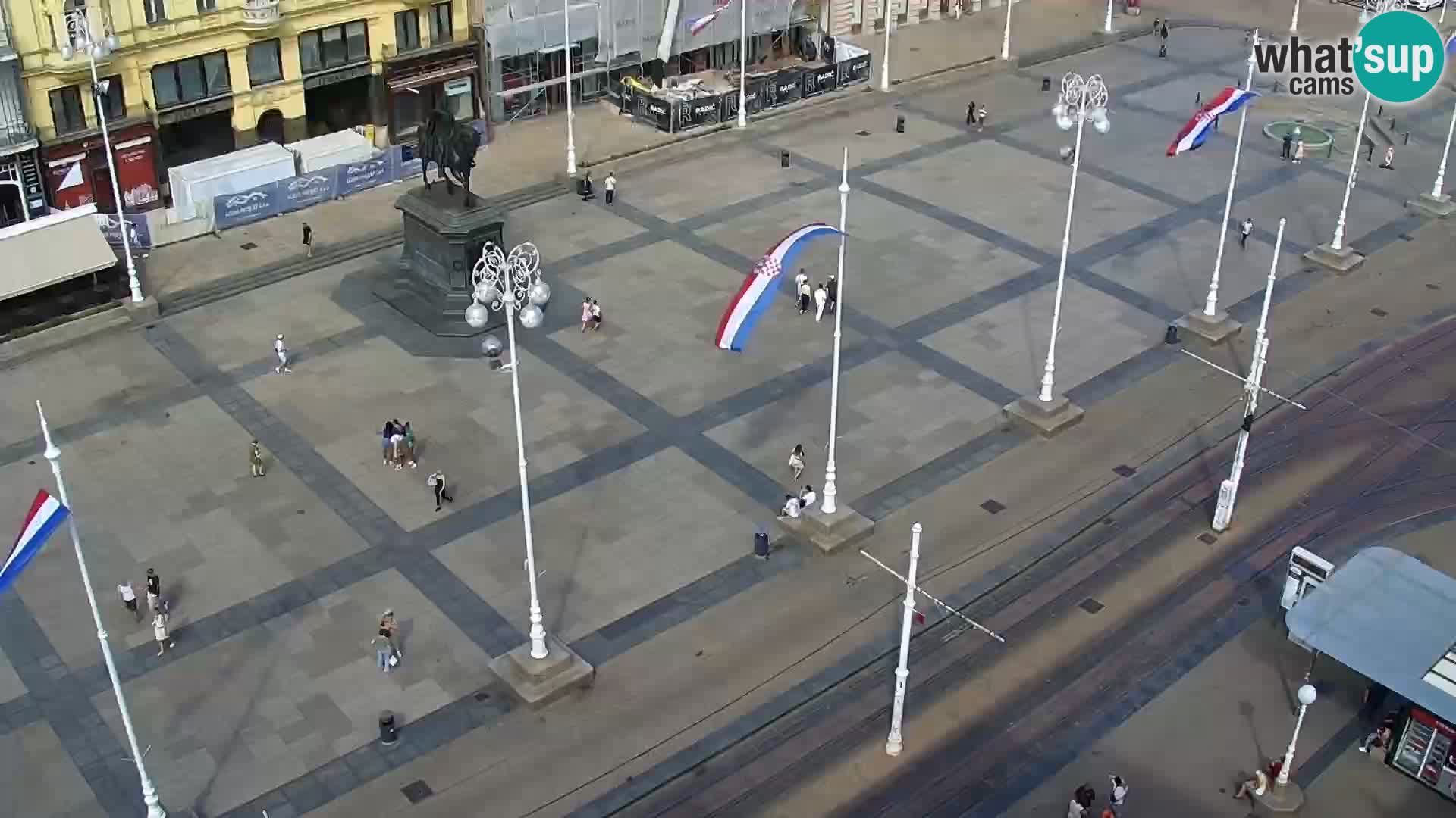 Web kamera Zagreb – Trg Bana Jelačića