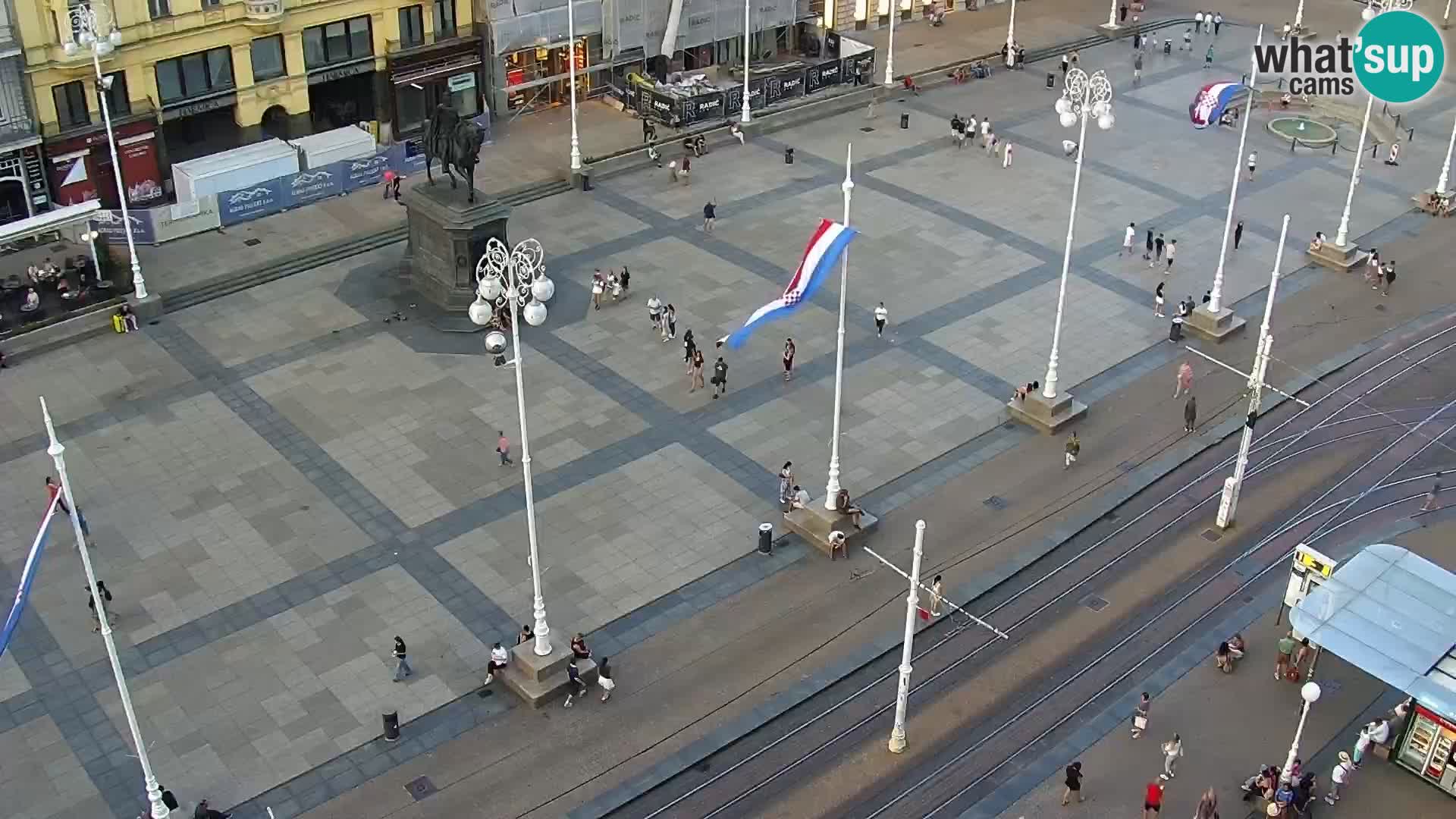 Ban Jelačić Platz  Live webcam Zagreb – Hotel Dubrovnik