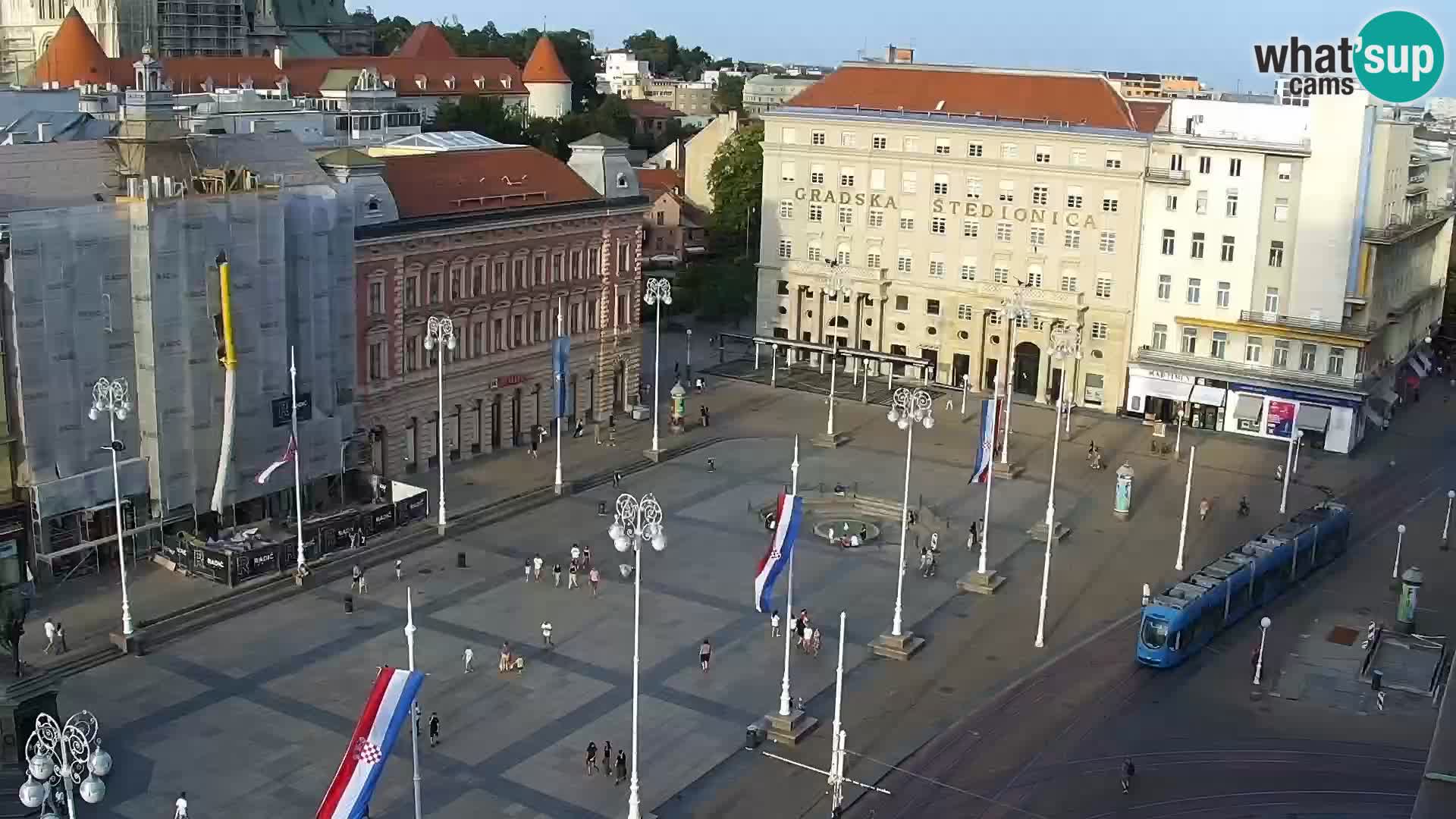 Piazza Ban Jelačić livecam Zagreb – Hotel Dubrovnik