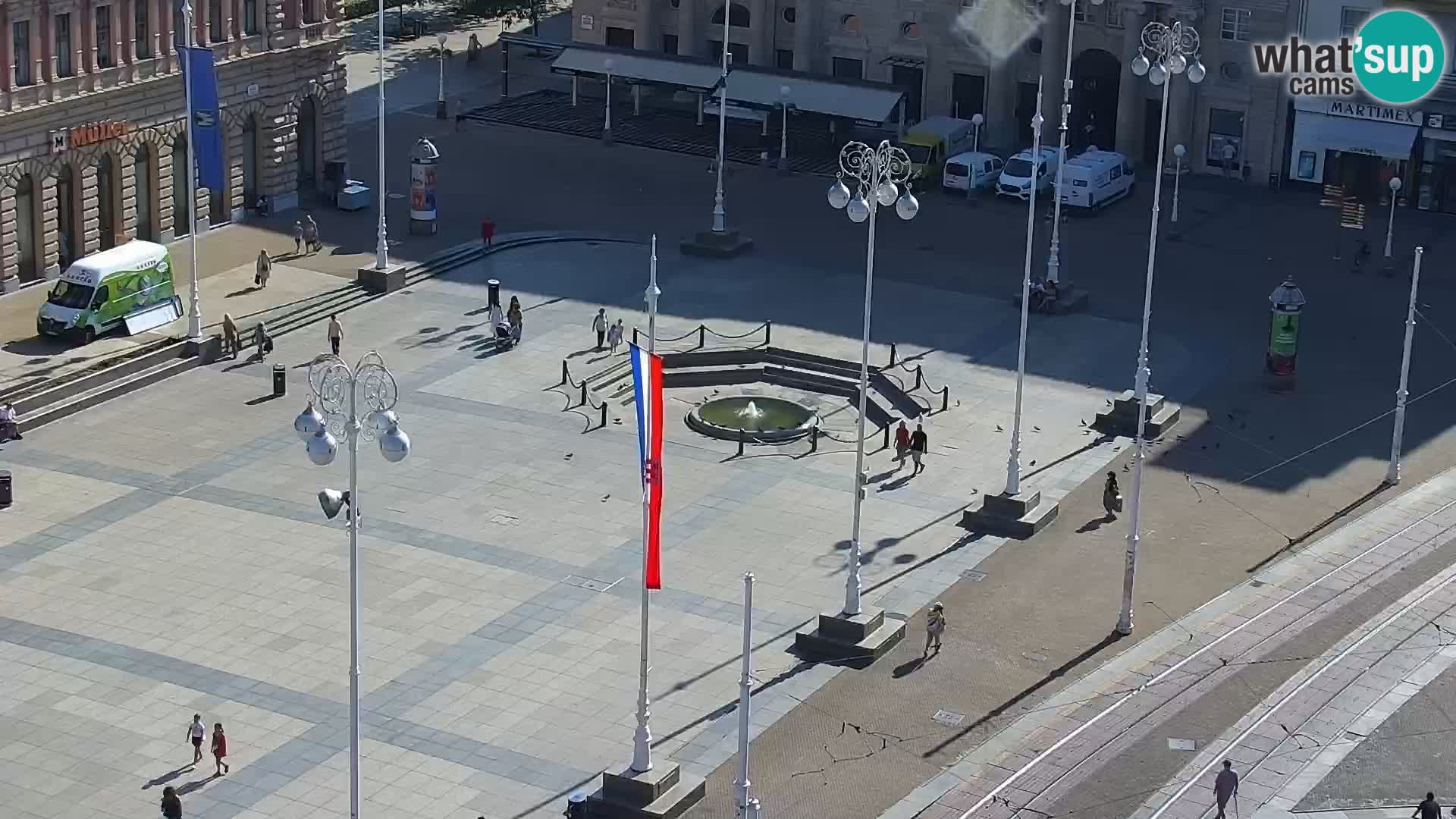 Ban Jelačić Platz  Live webcam Zagreb – Hotel Dubrovnik