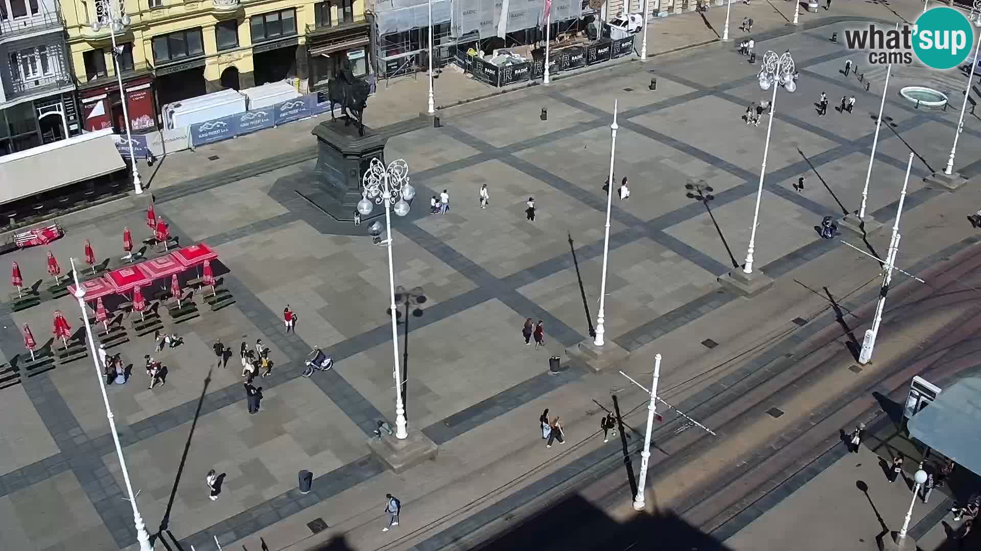 Trg Bana Jelačića v živo Zagreb – Hotel Dubrovnik