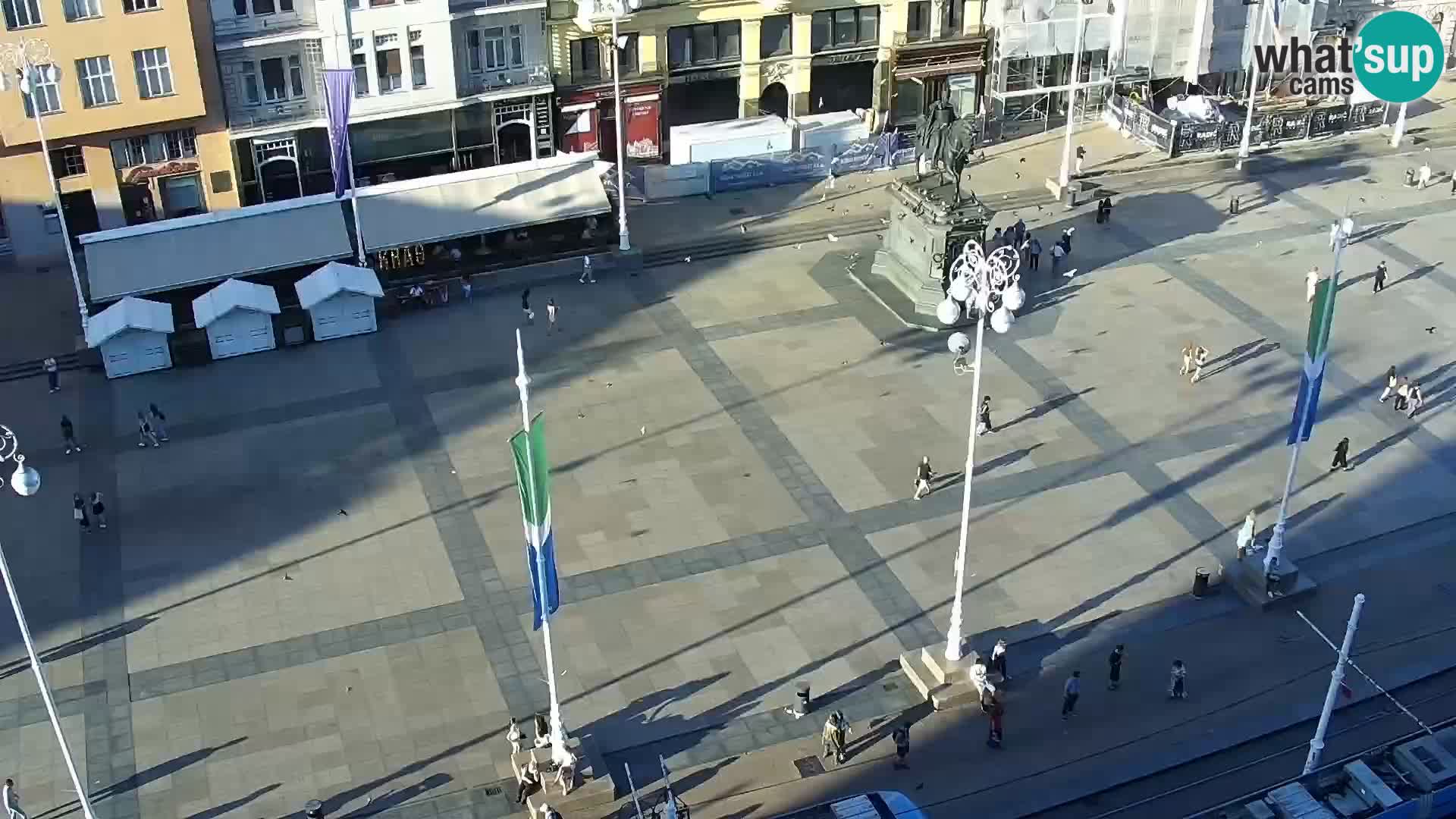 Ban Jelačić live cam Zagreb – Hotel Dubrovnik
