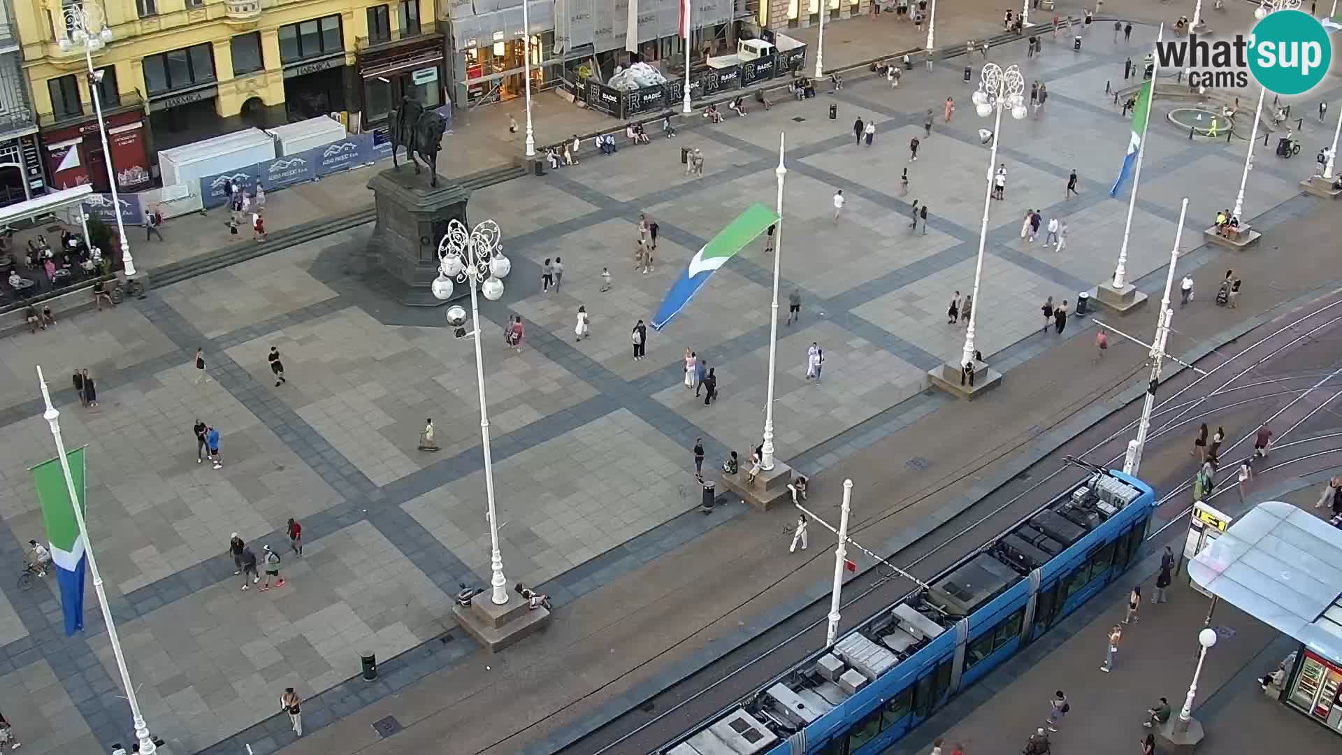 Ban Jelačić Platz  Live webcam Zagreb – Hotel Dubrovnik