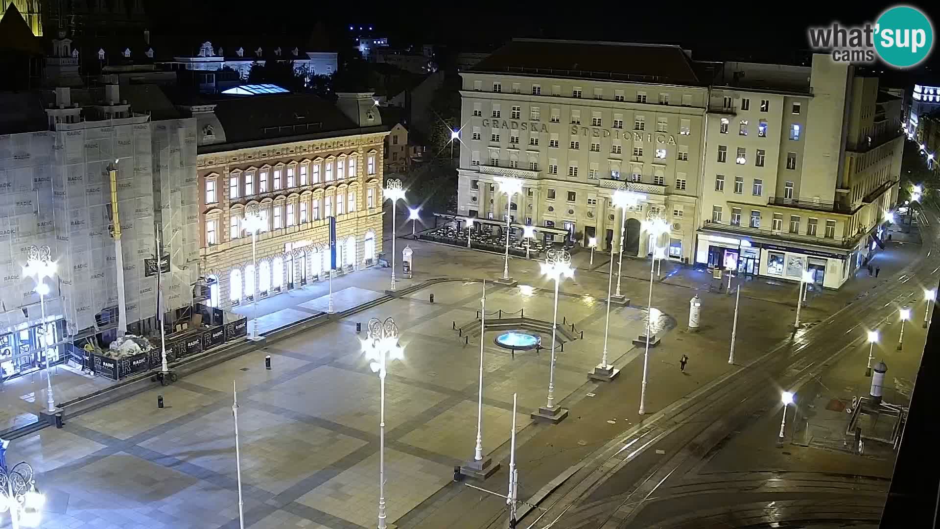 Trg Bana Jelačića web kamera Zagreb – Hotel Dubrovnik