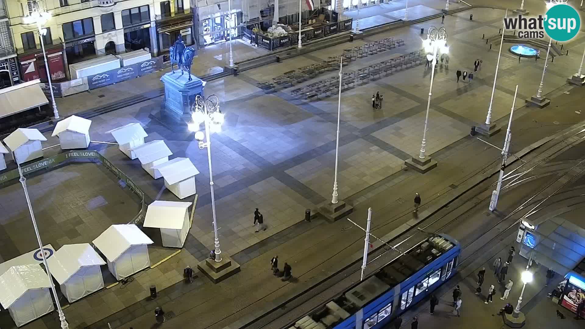 Trg Bana Jelačića v živo Zagreb – Hotel Dubrovnik