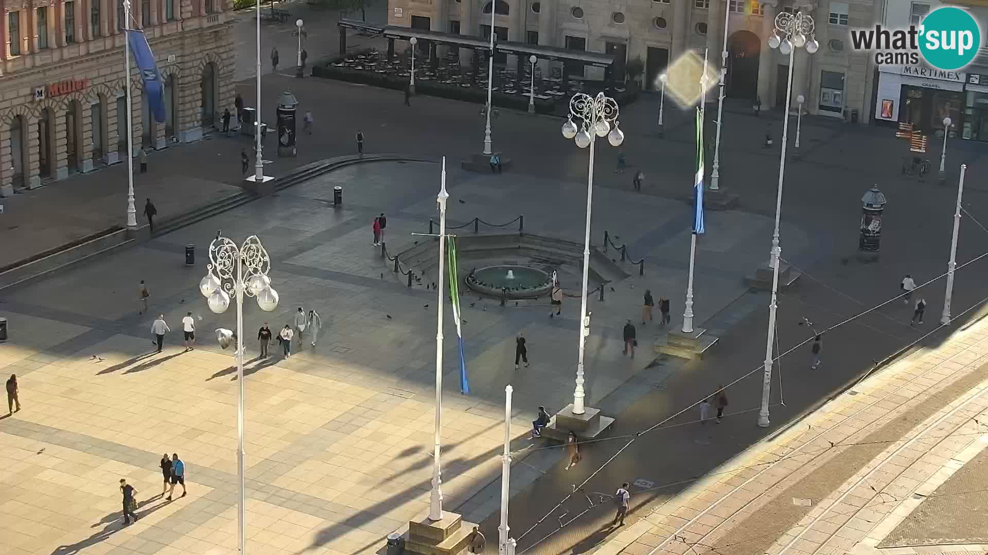 Ban Jelačić live cam Zagreb – Hotel Dubrovnik