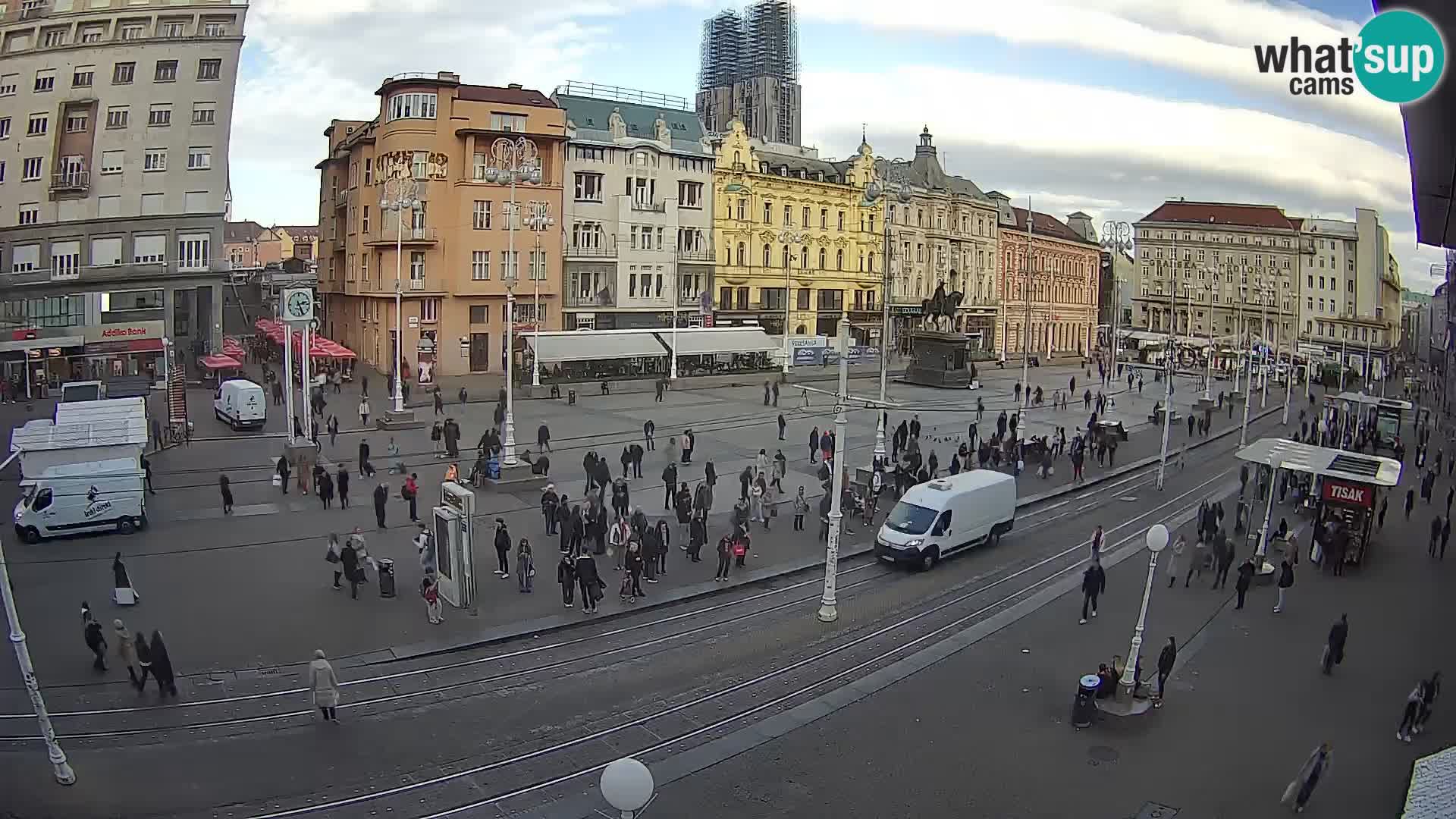 Zagreb live cam Bana Jelačića