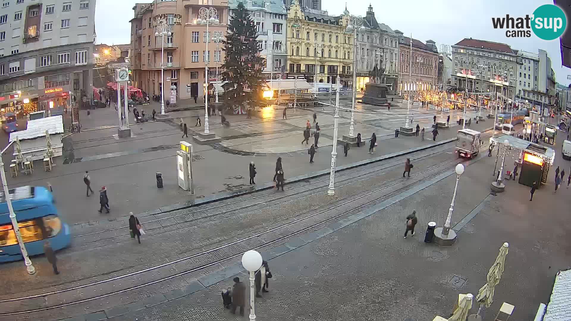 Webcam Zagreb Bana Jelačića square | Croatia