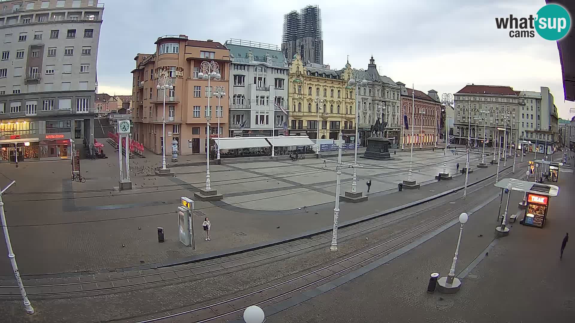 Zagreb live cam Bana Jelačića