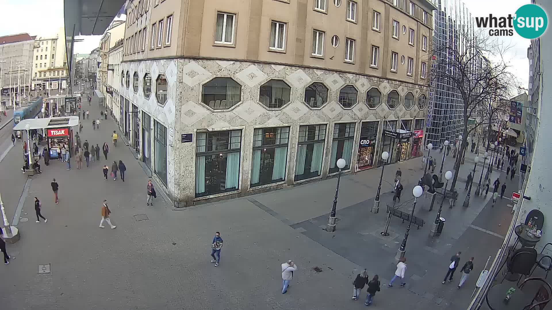 Zagreb live cam Bana Jelačića