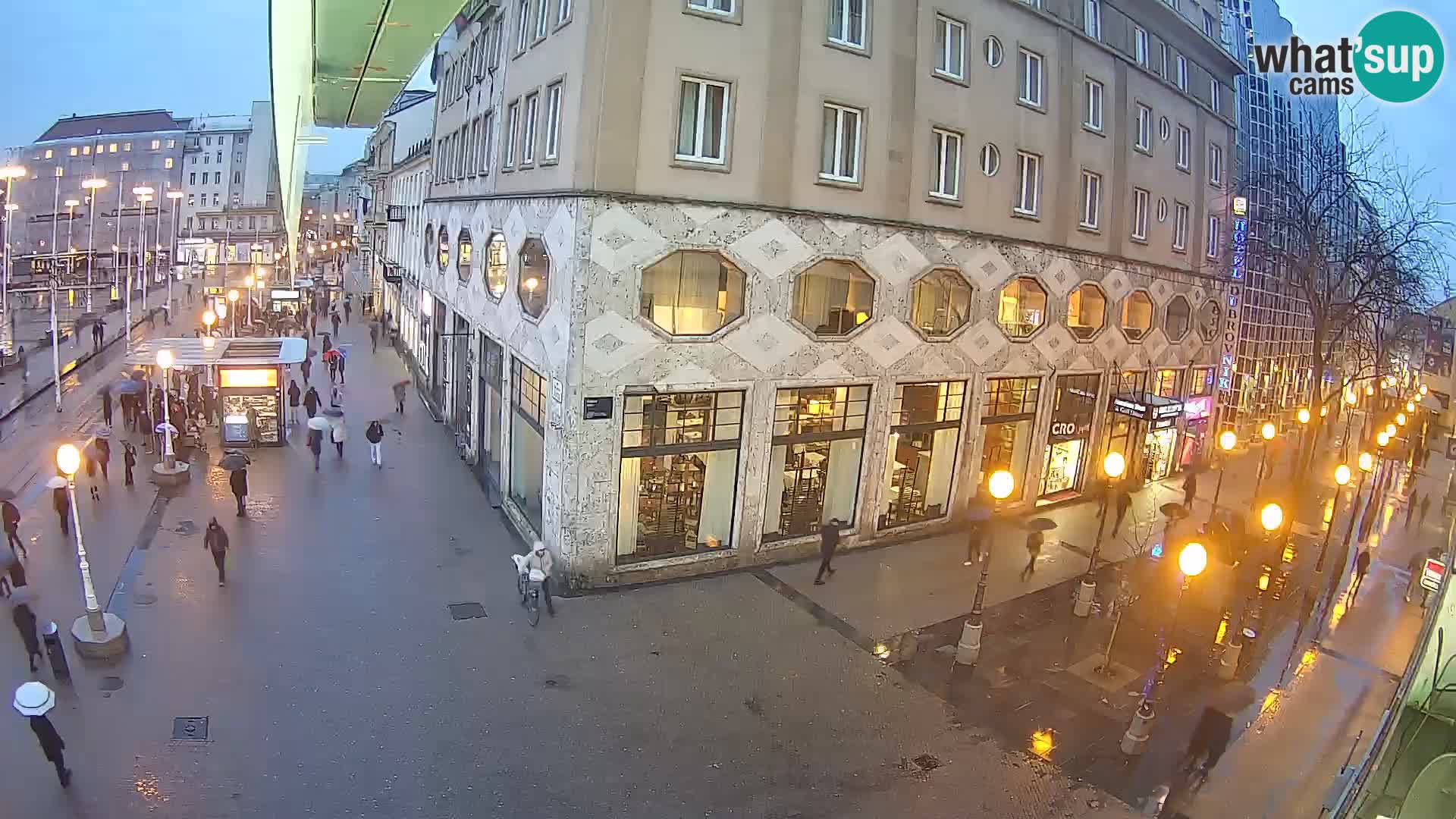 Zagreb live cam Bana Jelačića