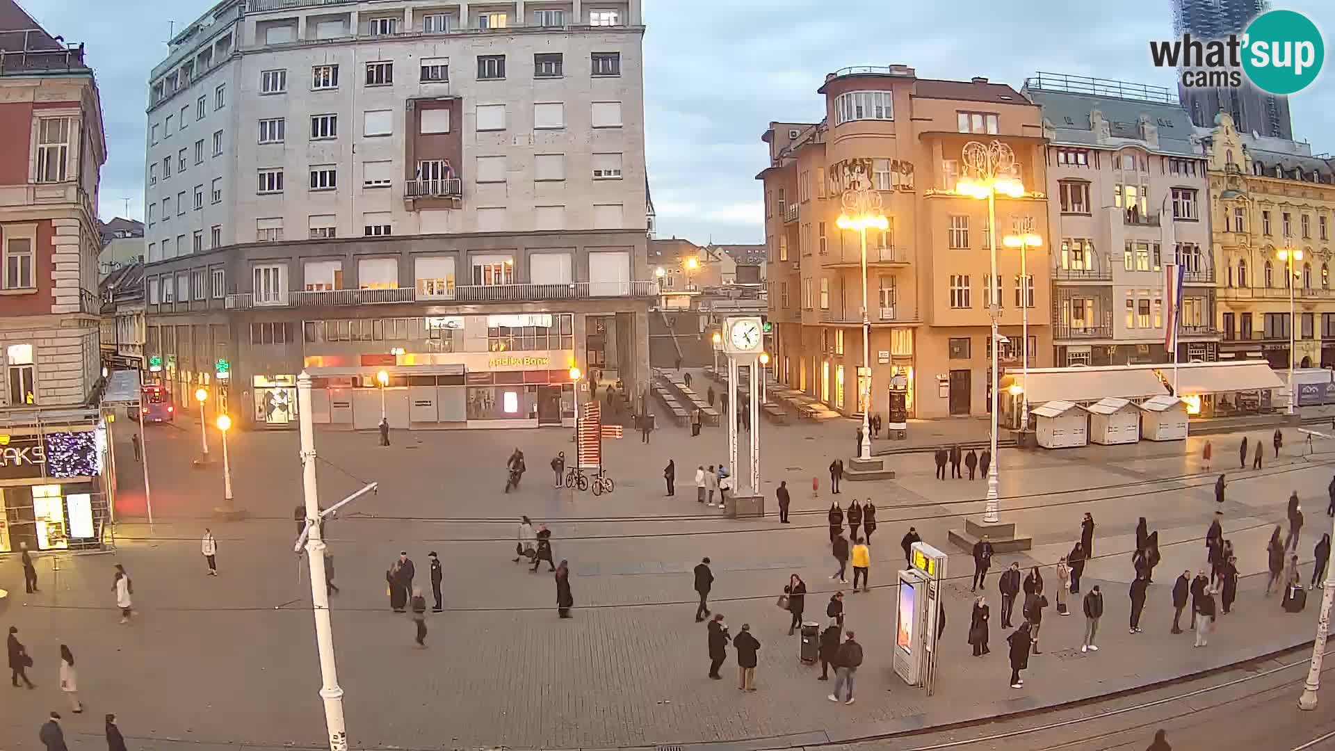Zagreb webcam Ban Jelacica Platz | Kroatien