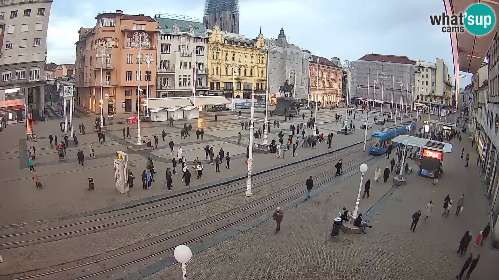 Zagreb live cam Bana Jelačića