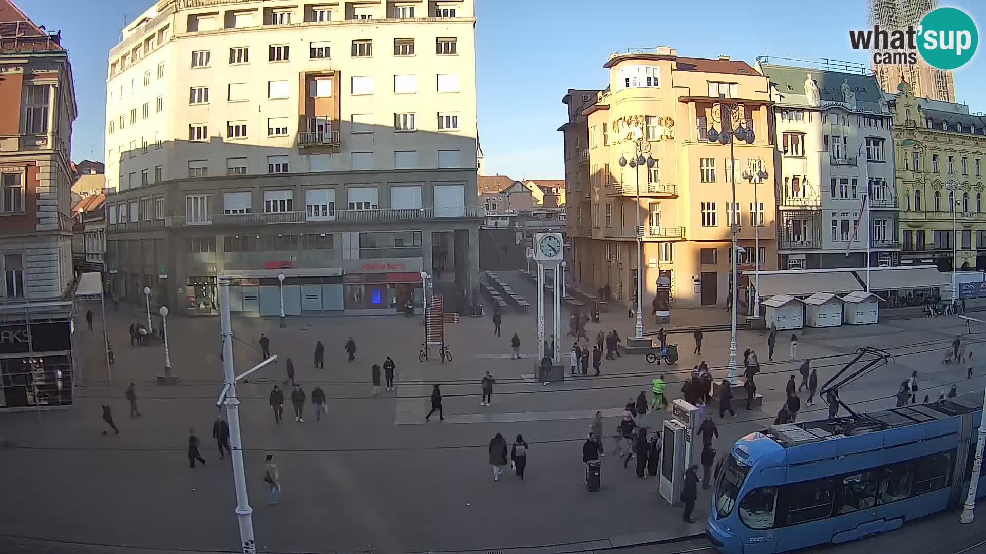 Zagreb live cam Bana Jelačića