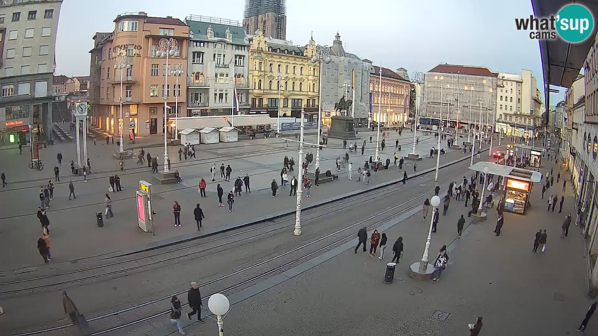 Zagreb live cam Bana Jelačića