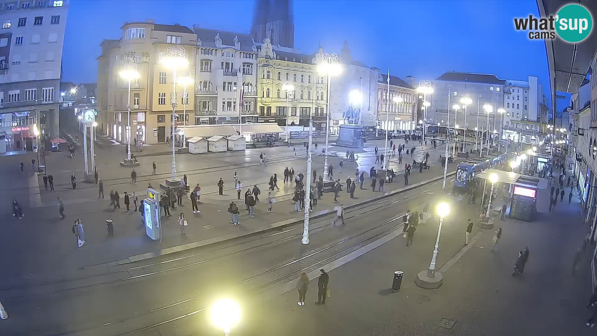 Zagreb live cam Bana Jelačića