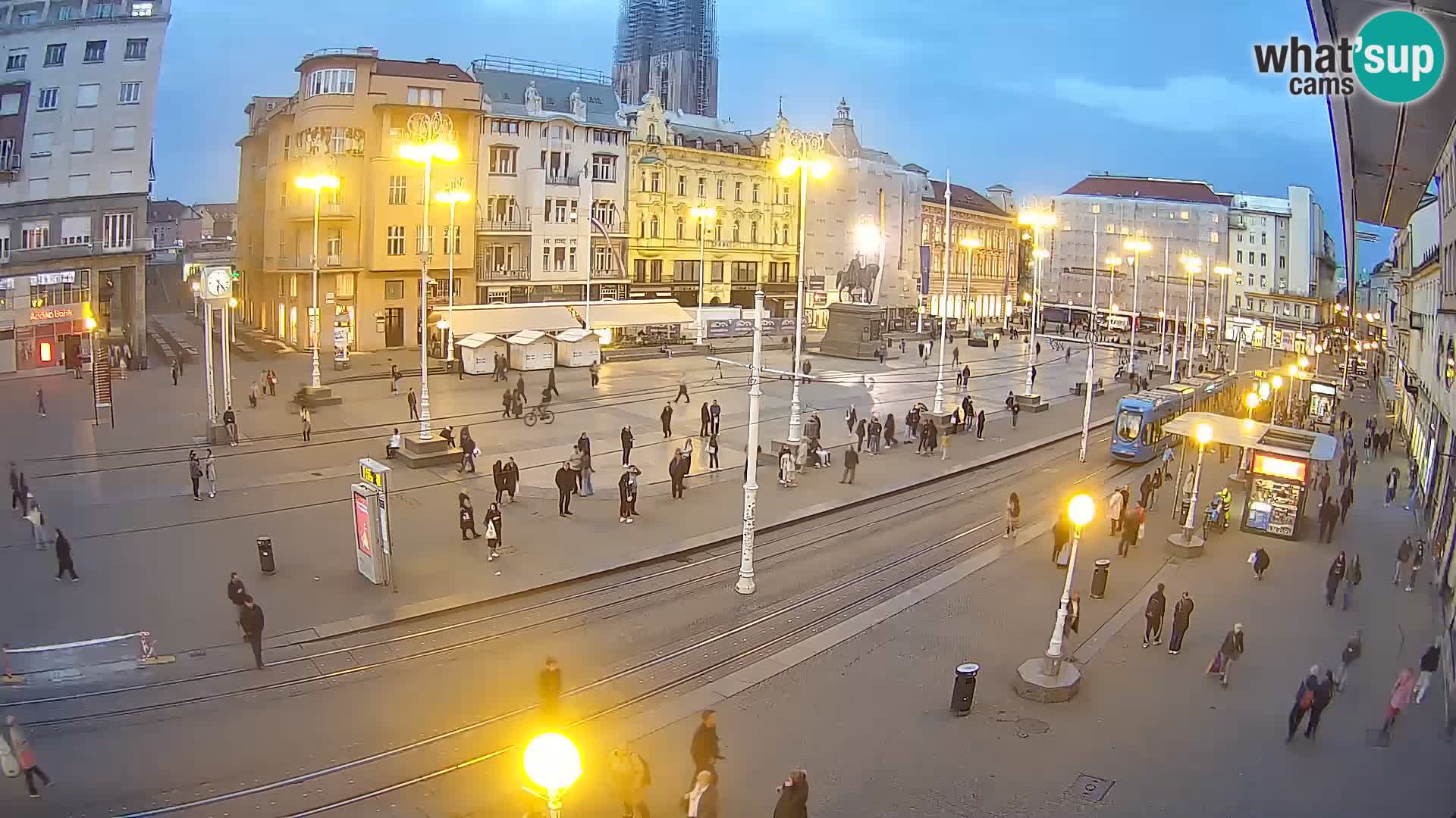 Zagreb webcam Ban Jelacica Platz | Kroatien