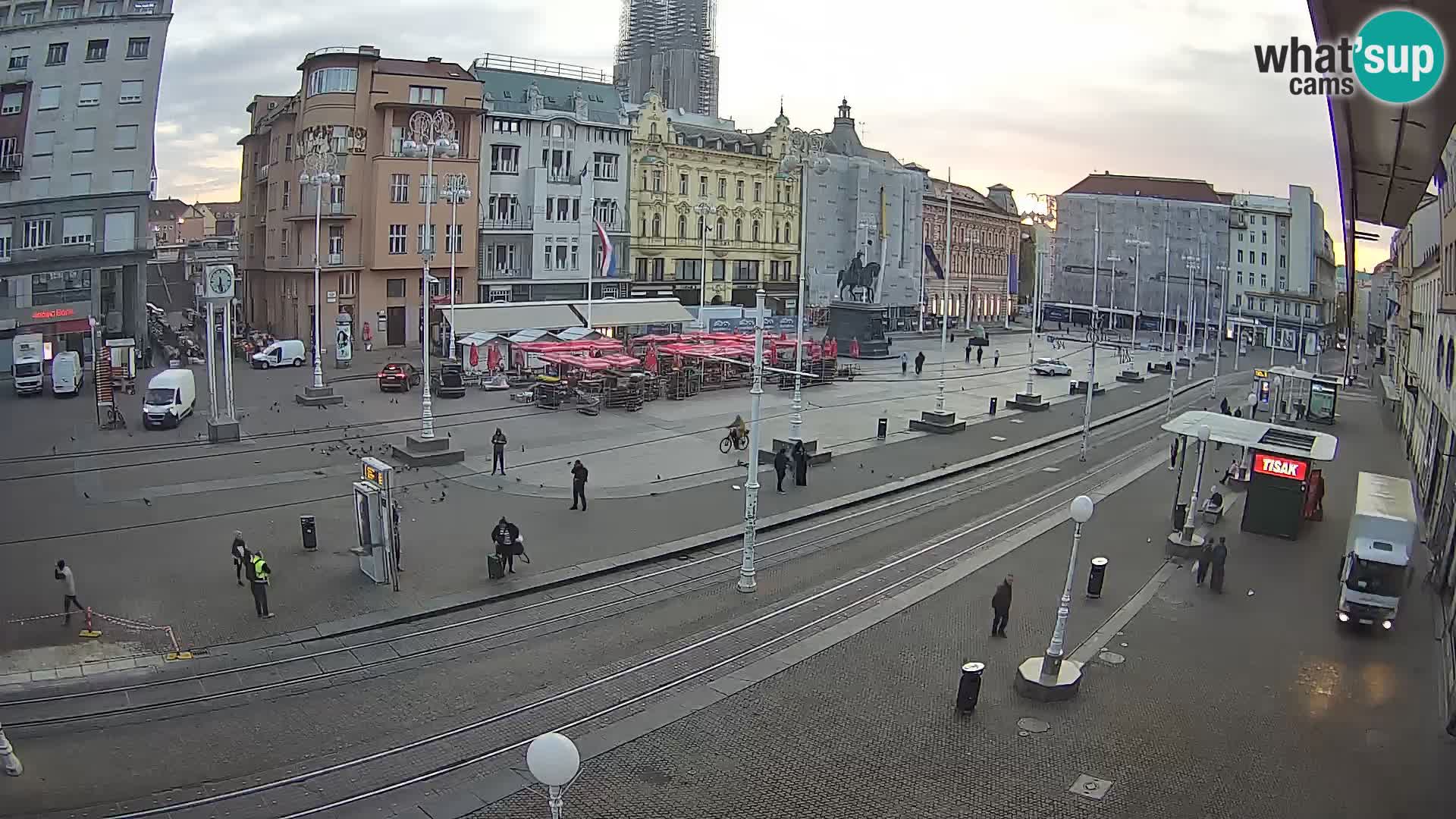 Zagreb live cam Bana Jelačića