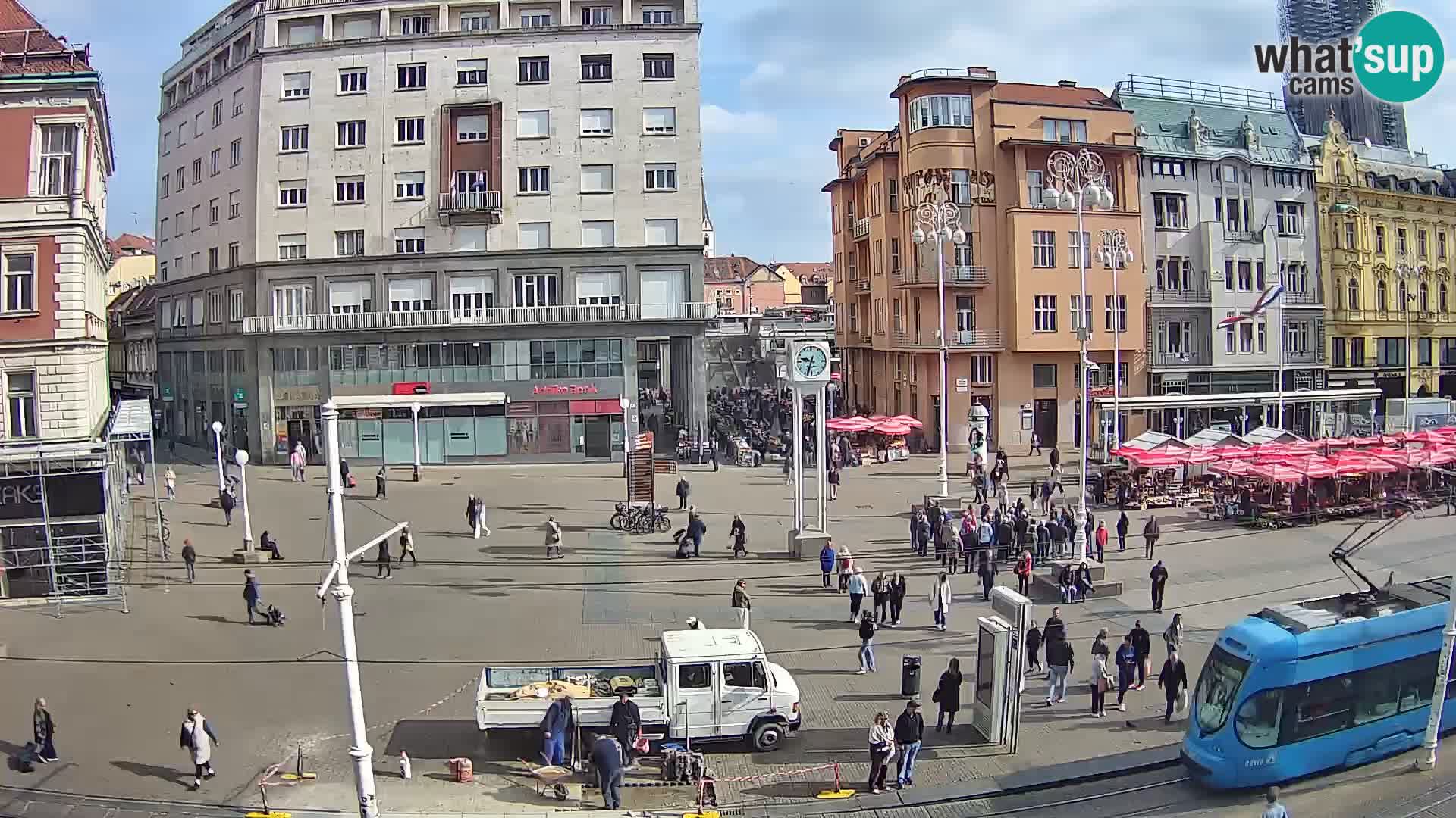 Zagreb live cam Bana Jelačića