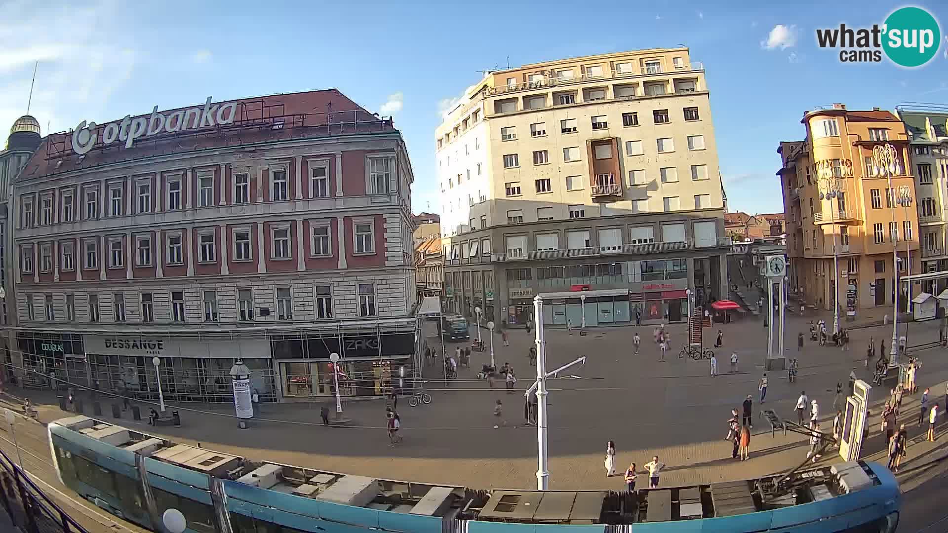 Zagreb live cam Bana Jelačića
