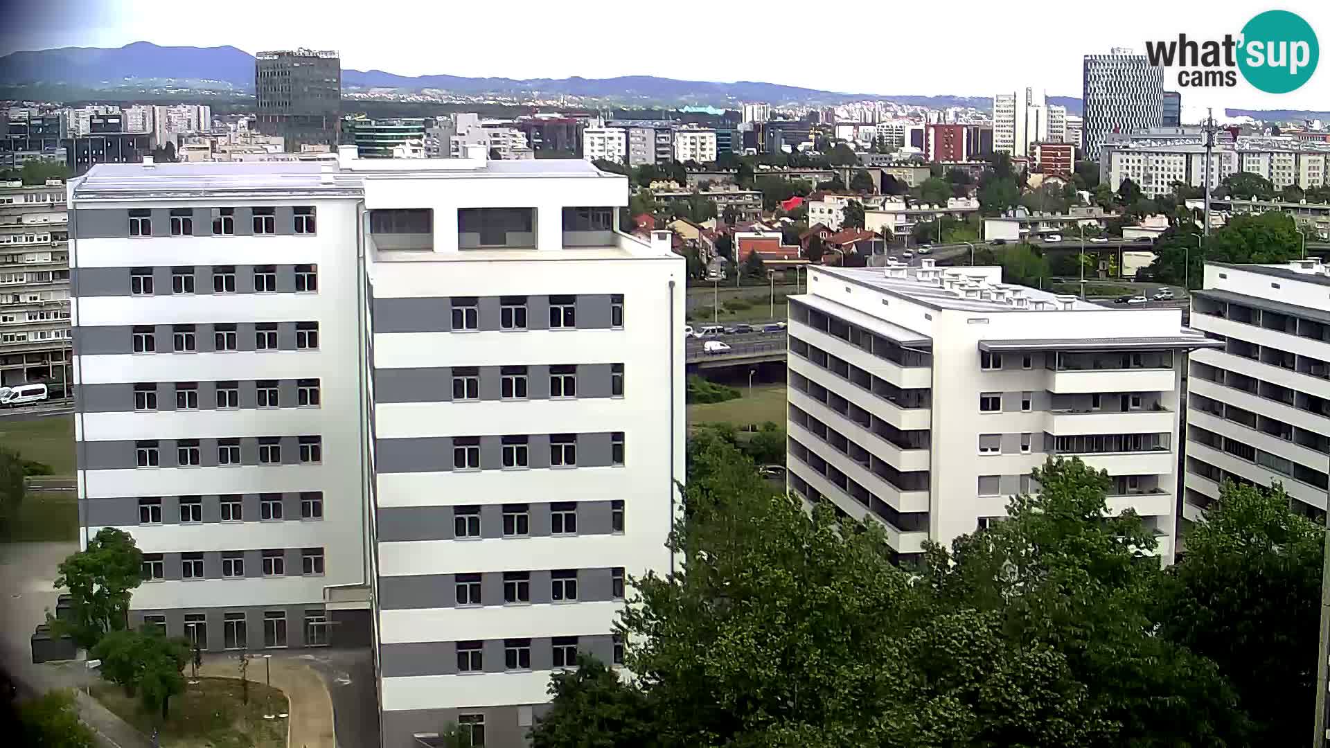 Live Interchange of Slavonska Avenue and Marin Držić Avenue in Zagreb webcam