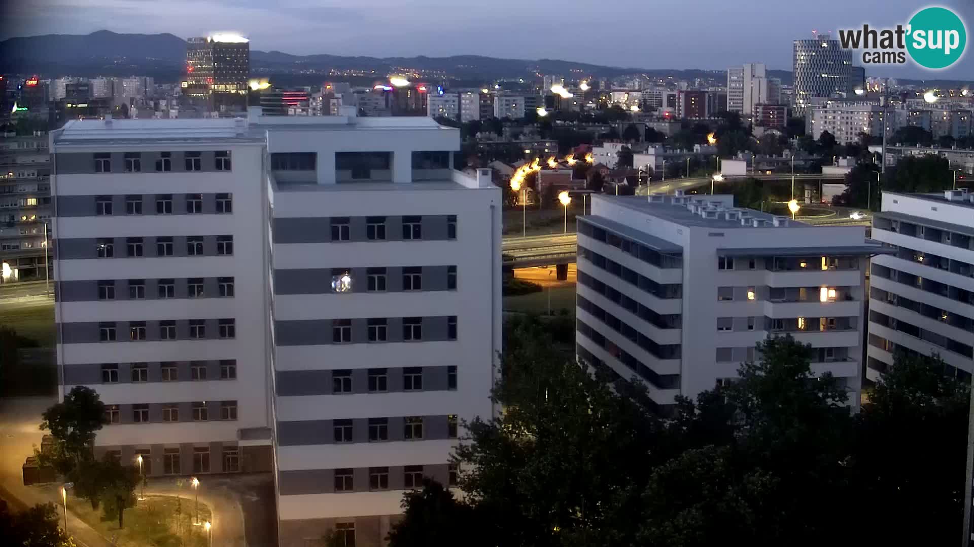 Live Interchange of Slavonska Avenue and Marin Držić Avenue in Zagreb webcam