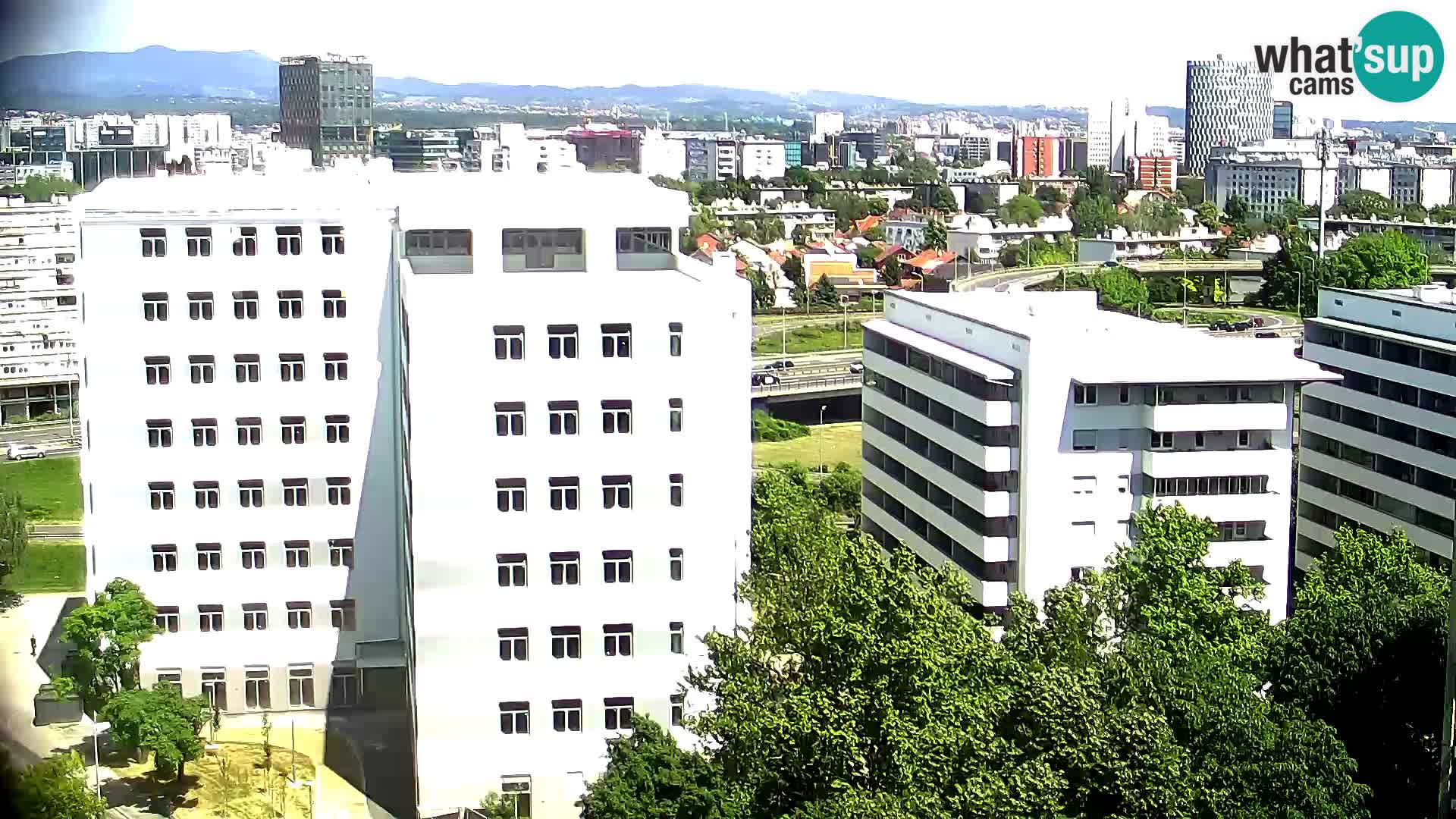 Rotatoria e incrocio viale Slavonska e Marin Držić  – webcam di Zagabria