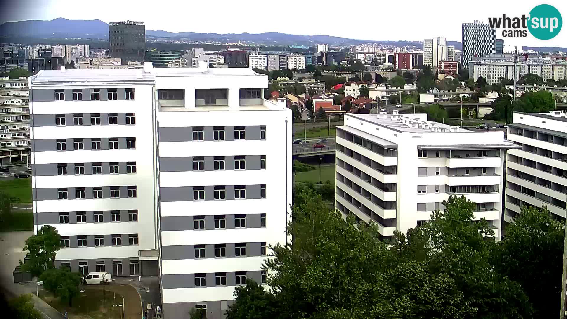 Live Interchange of Slavonska Avenue and Marin Držić Avenue in Zagreb webcam