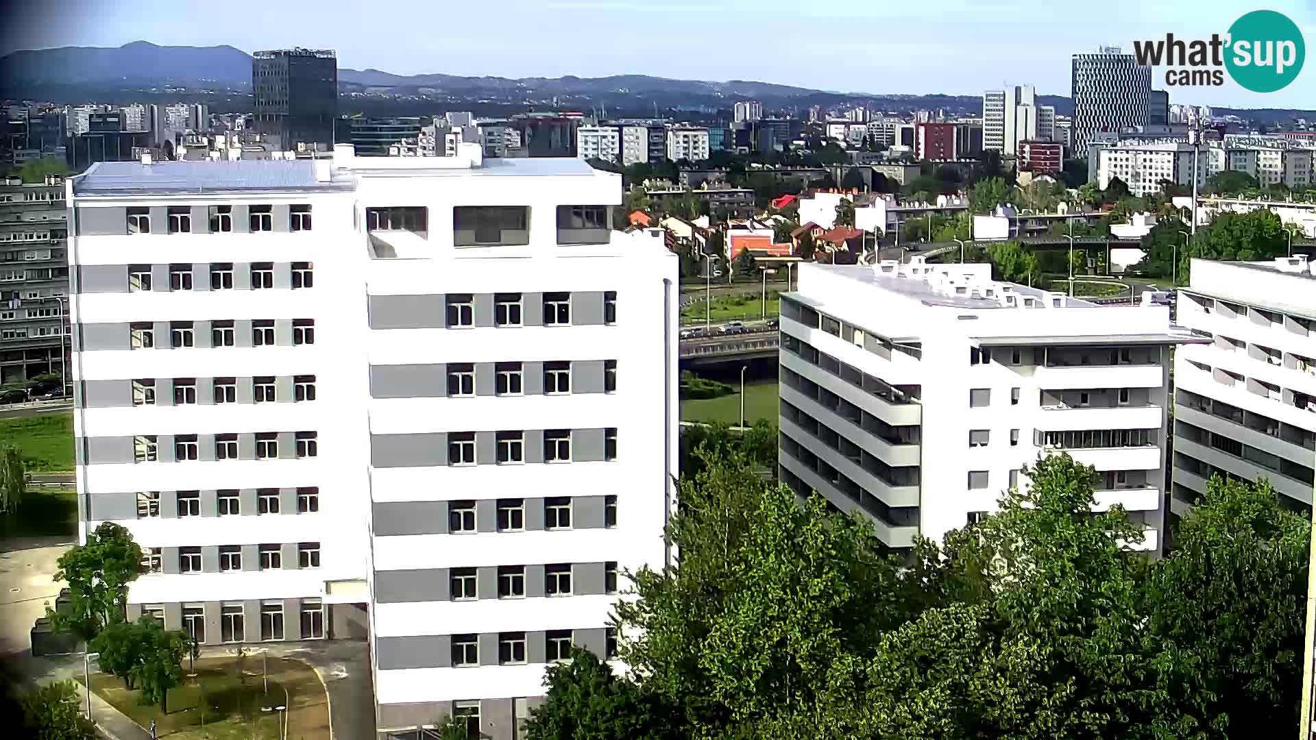 Krožišče Slavonske in Marin Držićeve ulice v Zagrebu v živo