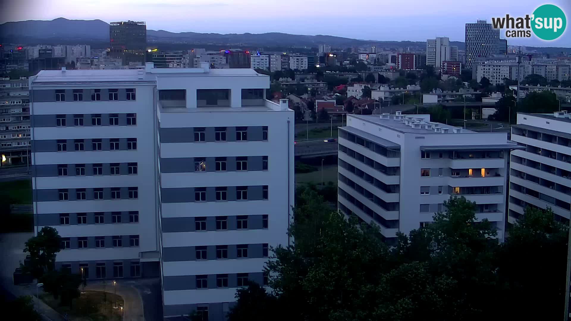 Live-Kreisverkehr Slavonska und Marin Držić Avenue zur Zagreb Webcam
