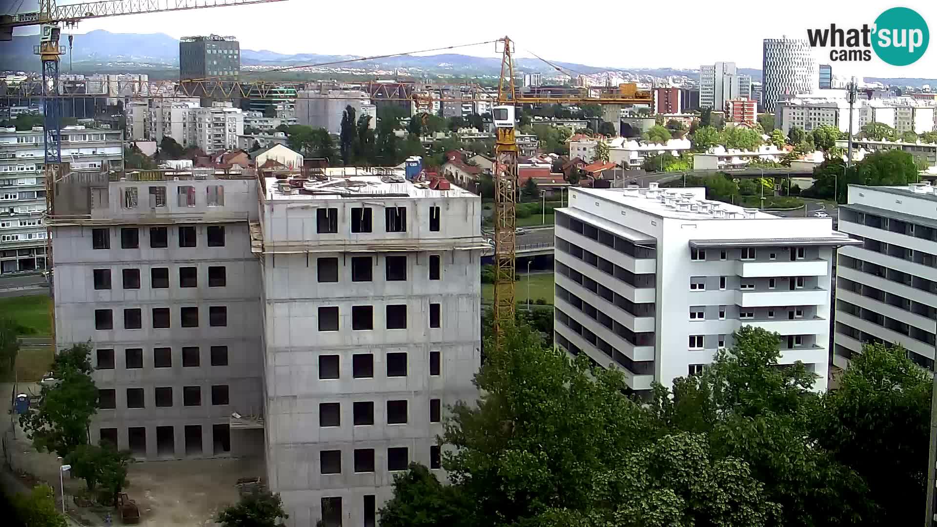 Live-Kreisverkehr Slavonska und Marin Držić Avenue zur Zagreb Webcam