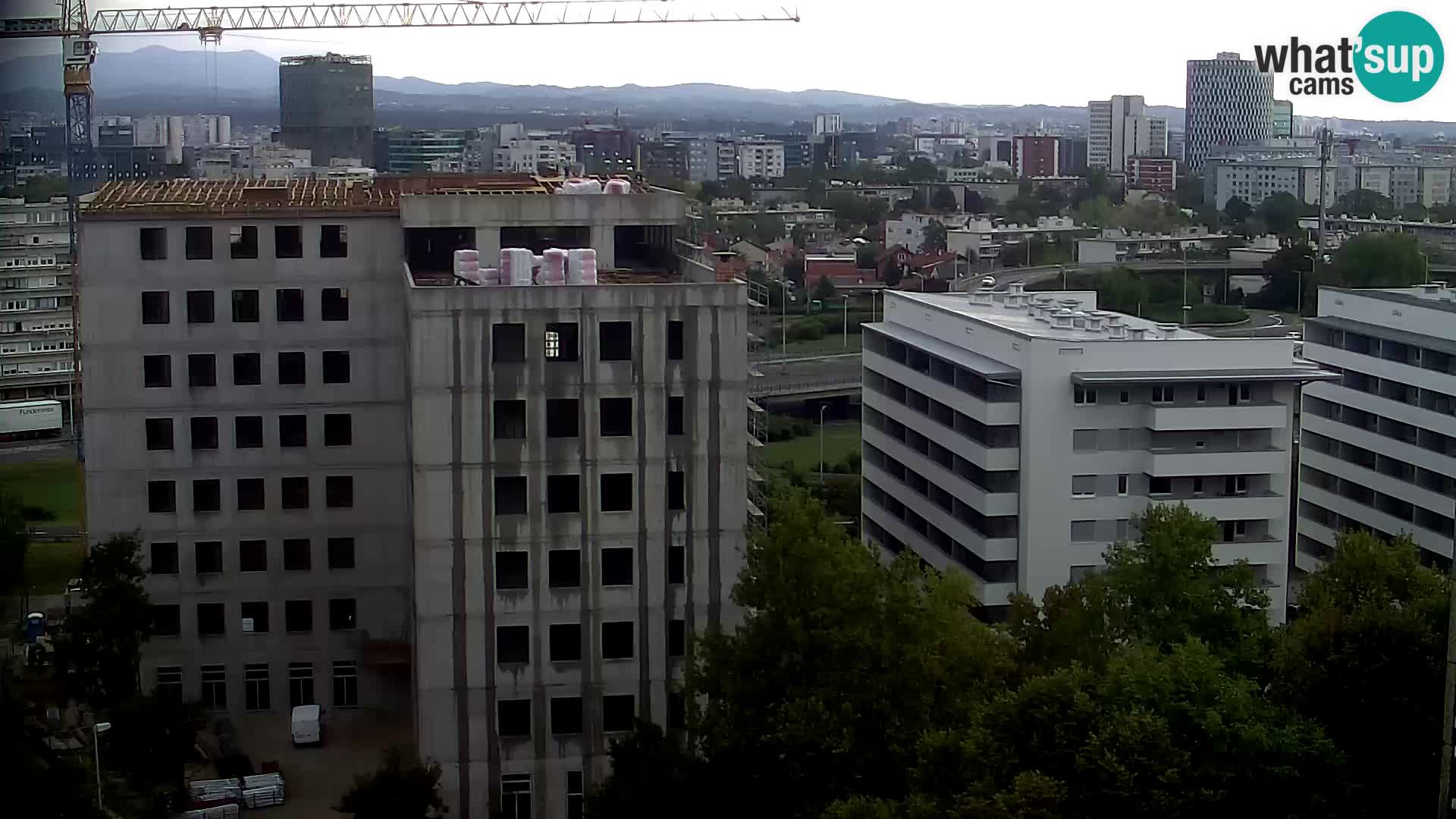 Rond-point en direct traversant les avenues Slavonska et Marin Držić à Zagreb webcam