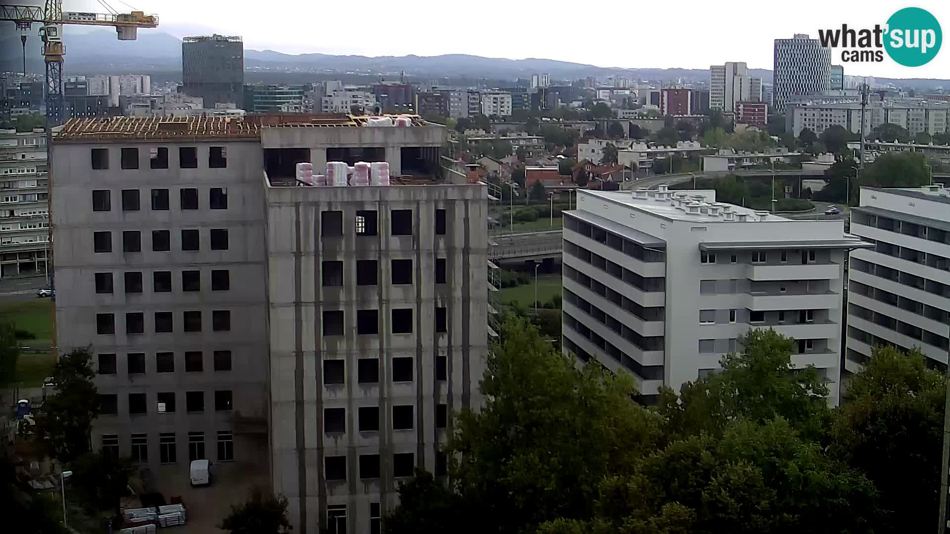 Live-Kreisverkehr Slavonska und Marin Držić Avenue zur Zagreb Webcam