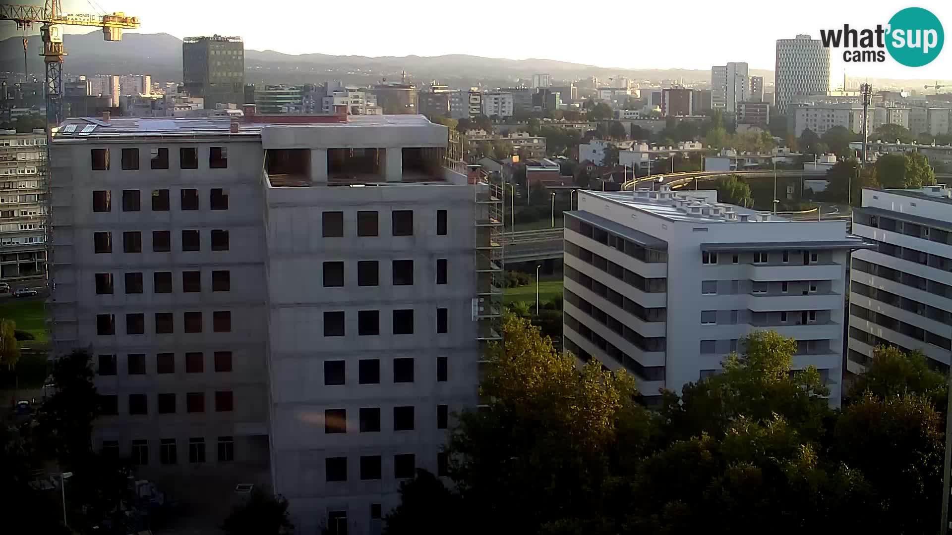 Live-Kreisverkehr Slavonska und Marin Držić Avenue zur Zagreb Webcam