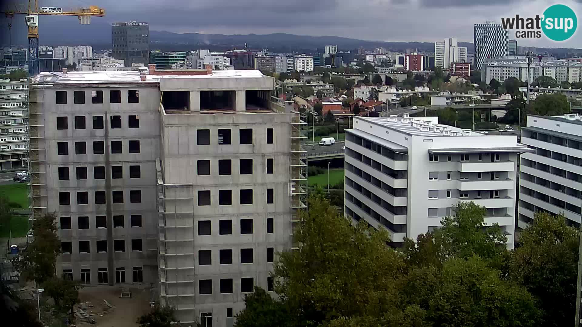 Krožišče Slavonske in Marin Držićeve ulice v Zagrebu v živo