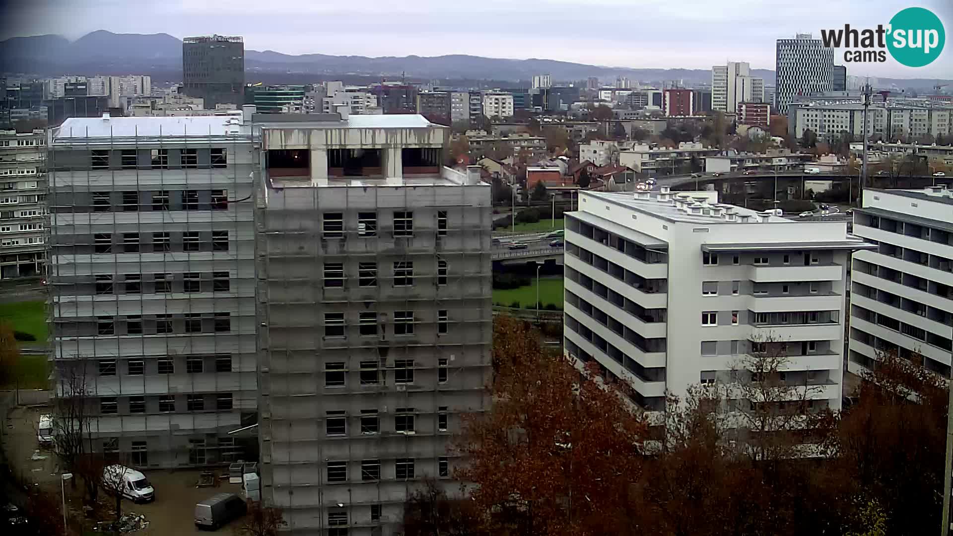 Krožišče Slavonske in Marin Držićeve ulice v Zagrebu v živo