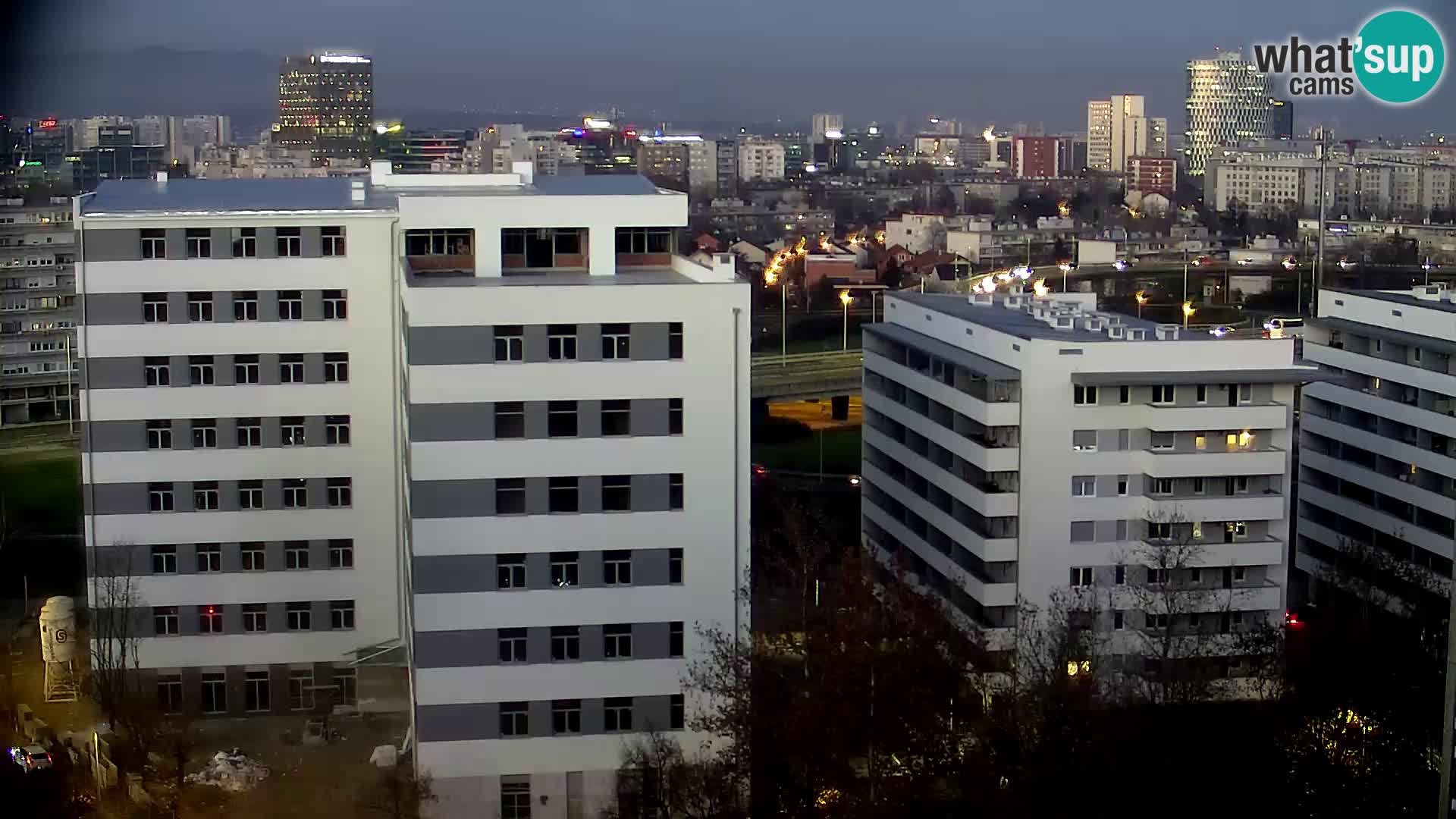 Rotatoria e incrocio viale Slavonska e Marin Držić  – webcam di Zagabria