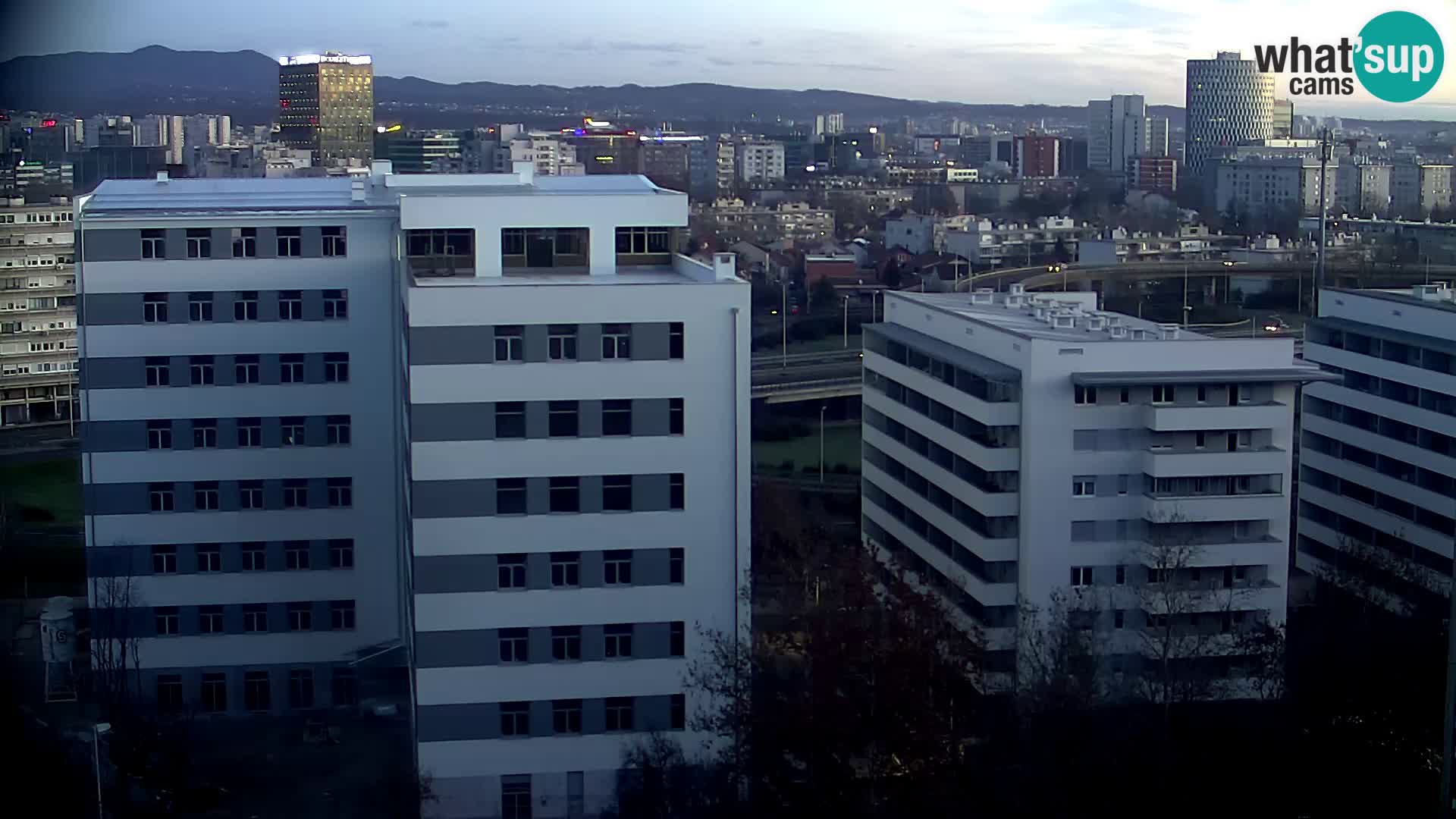 Live Interchange of Slavonska Avenue and Marin Držić Avenue in Zagreb webcam