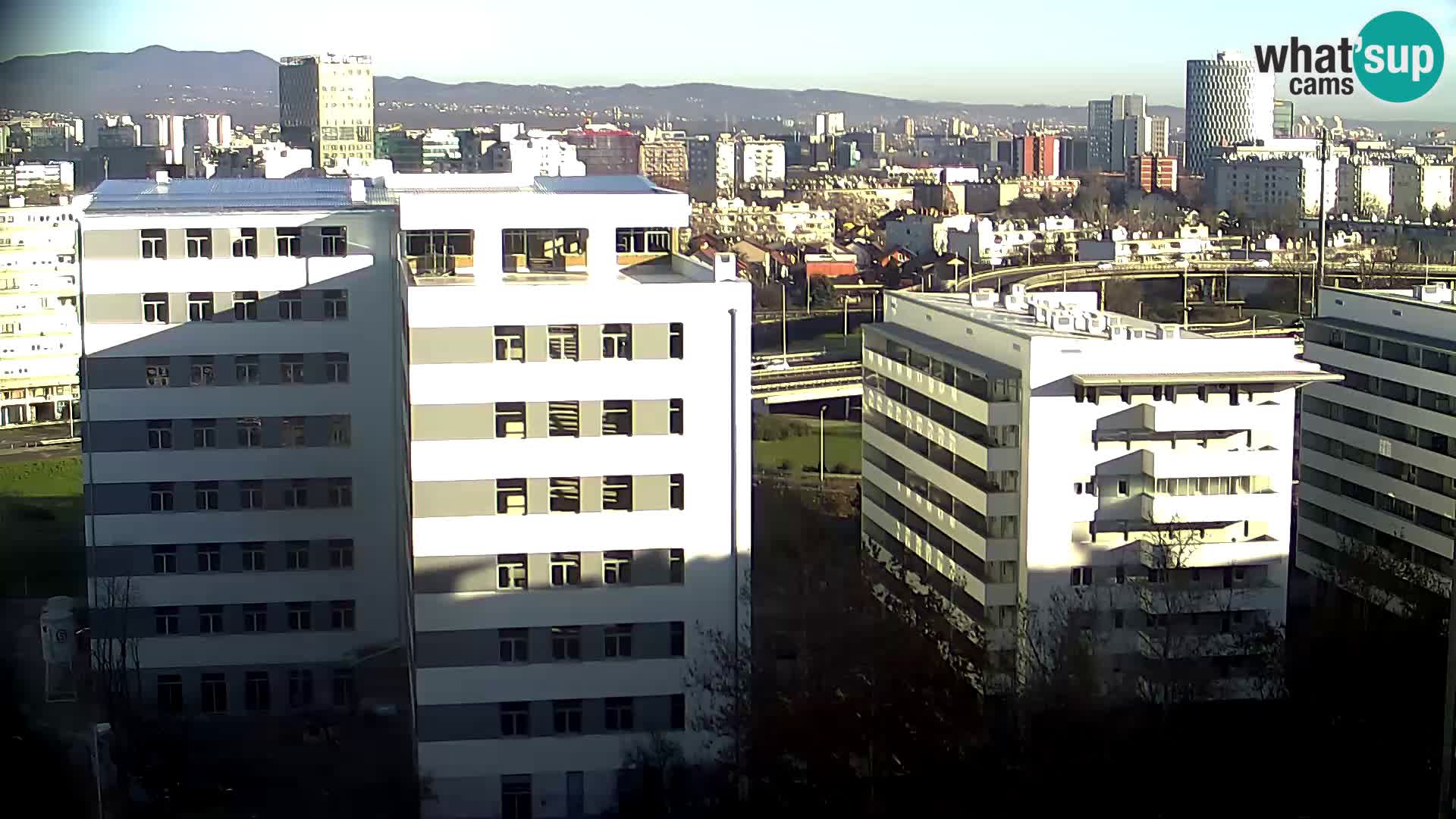 Rotatoria e incrocio viale Slavonska e Marin Držić  – webcam di Zagabria