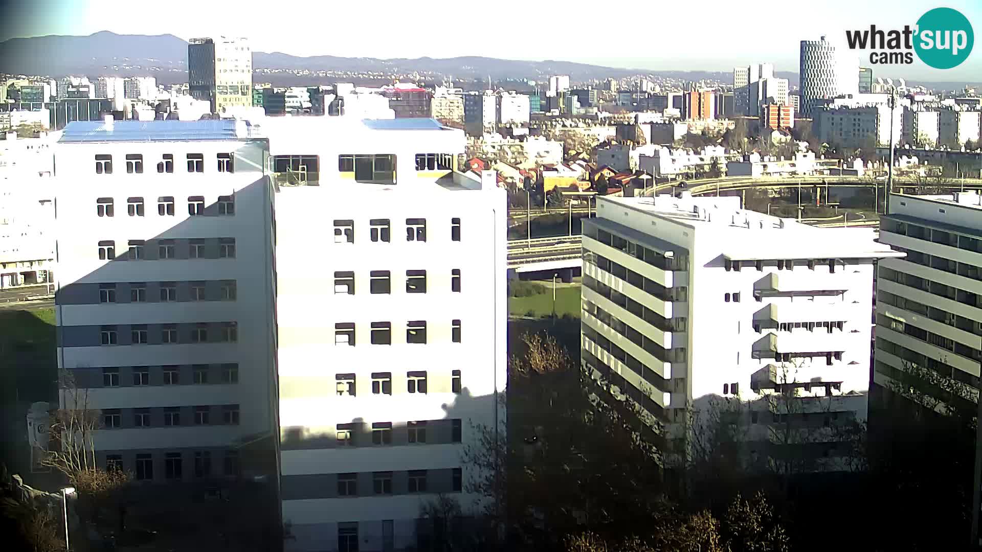 Live Interchange of Slavonska Avenue and Marin Držić Avenue in Zagreb webcam