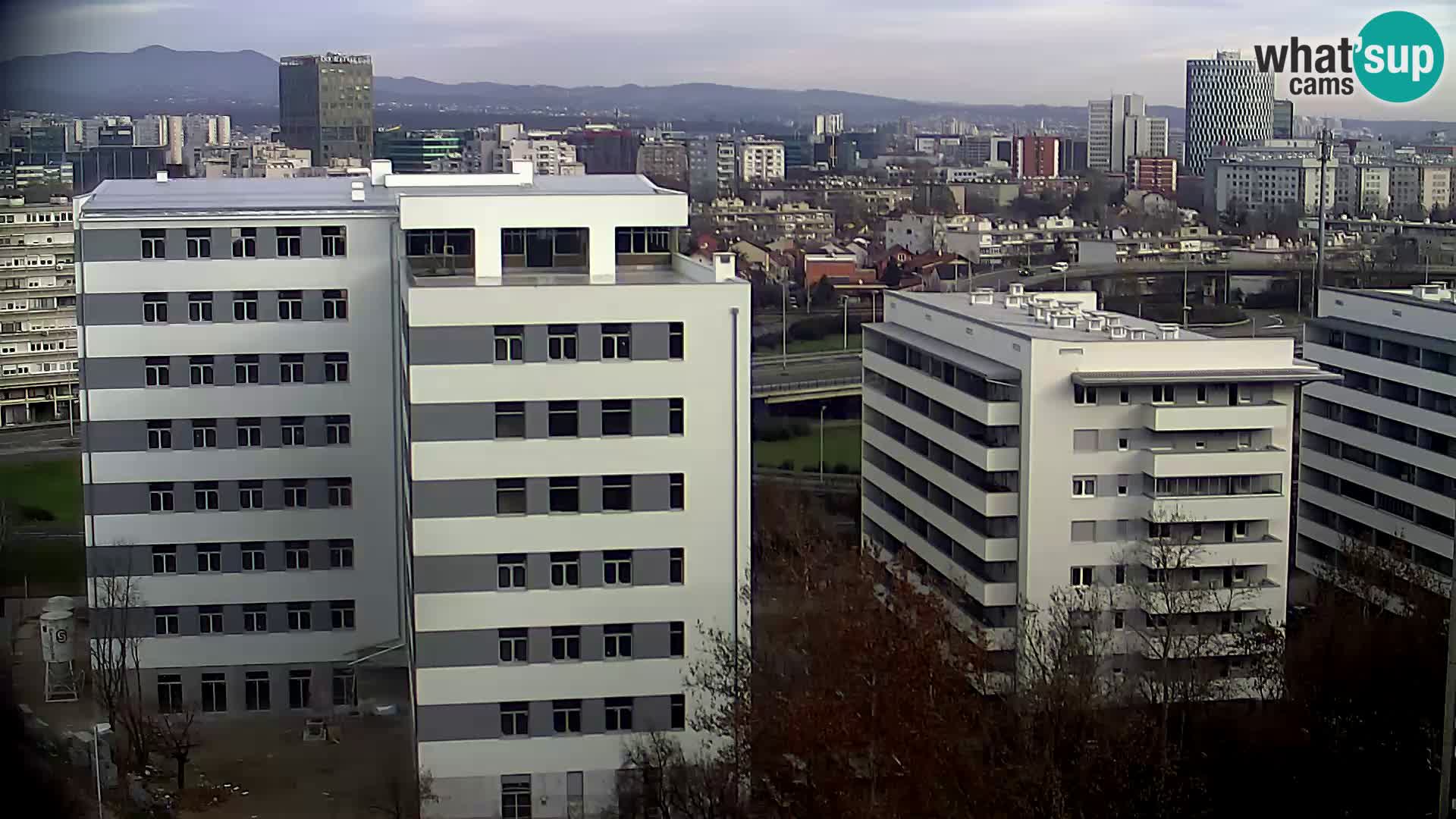 Rotatoria e incrocio viale Slavonska e Marin Držić  – webcam di Zagabria