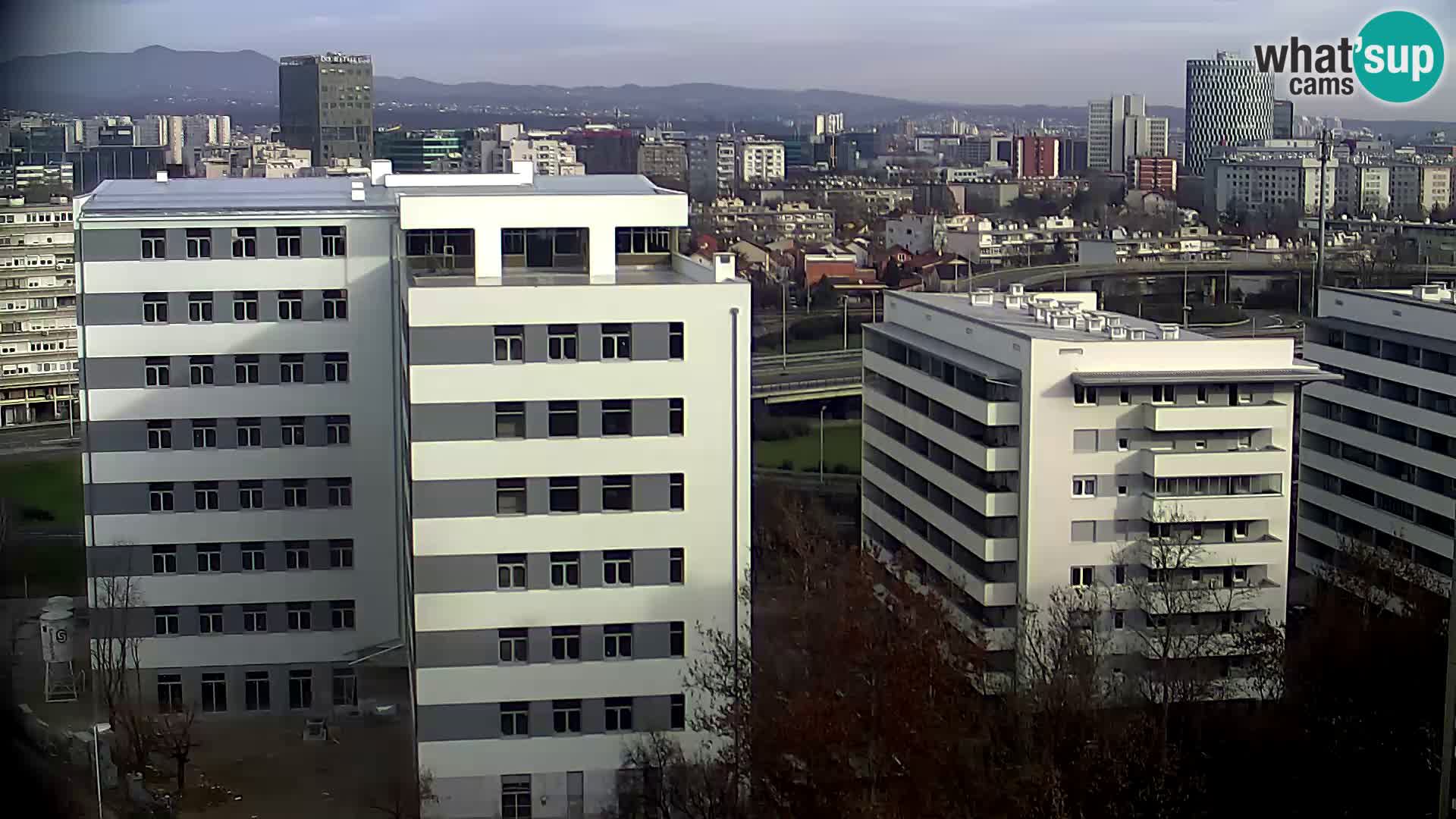 Live-Kreisverkehr Slavonska und Marin Držić Avenue zur Zagreb Webcam