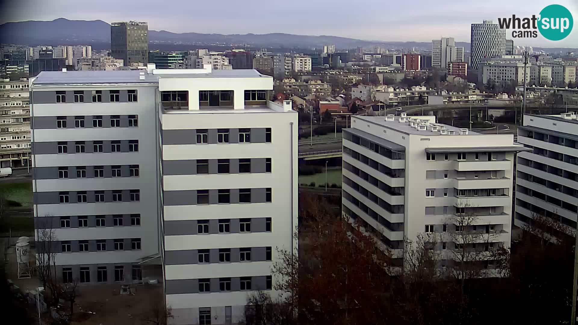 Live Interchange of Slavonska Avenue and Marin Držić Avenue in Zagreb webcam