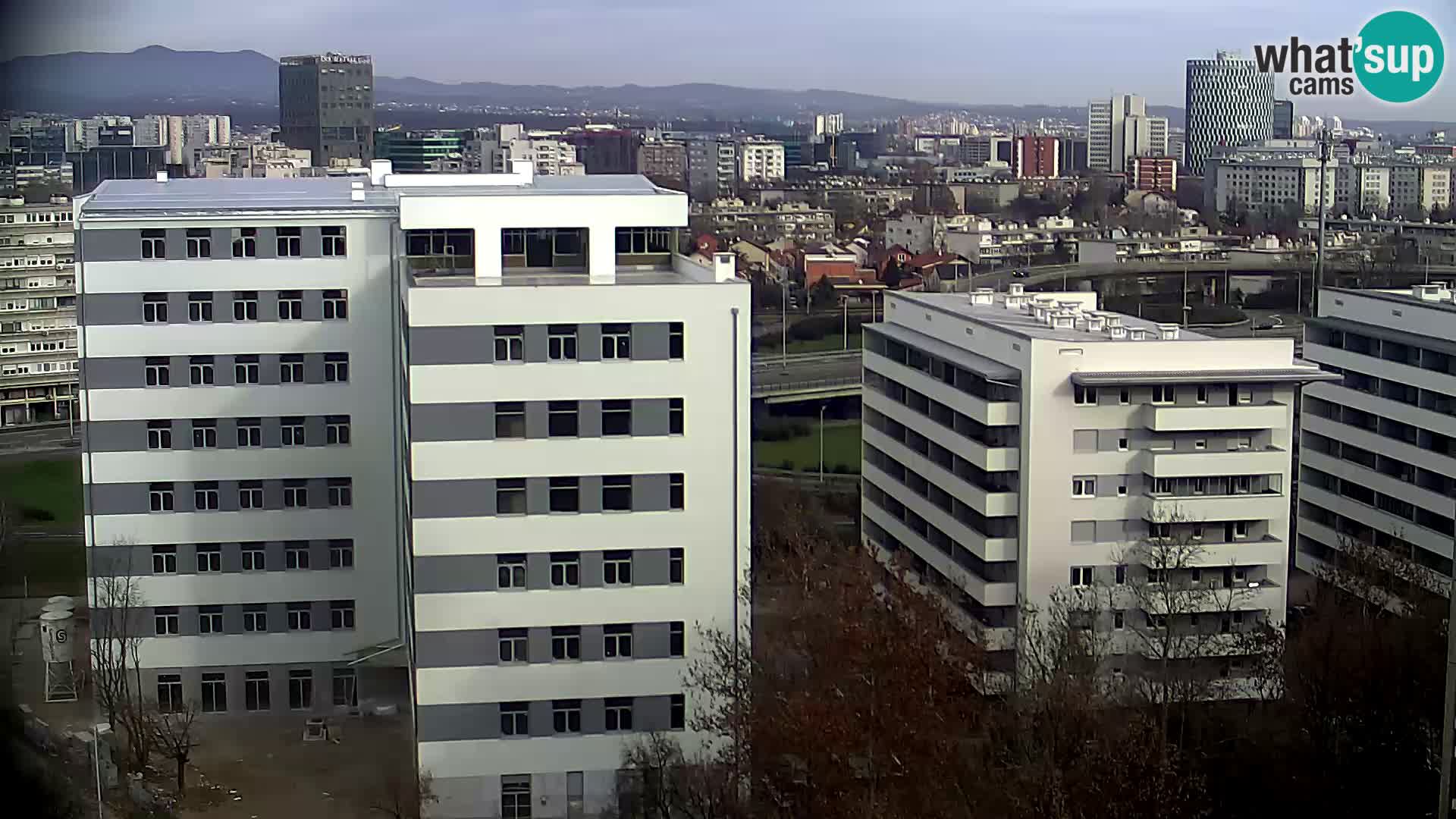 Live-Kreisverkehr Slavonska und Marin Držić Avenue zur Zagreb Webcam