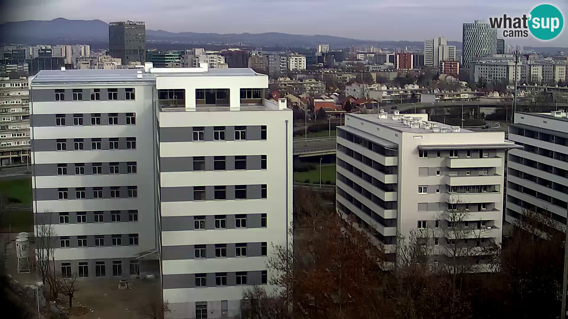 Rotatoria e incrocio viale Slavonska e Marin Držić  – webcam di Zagabria