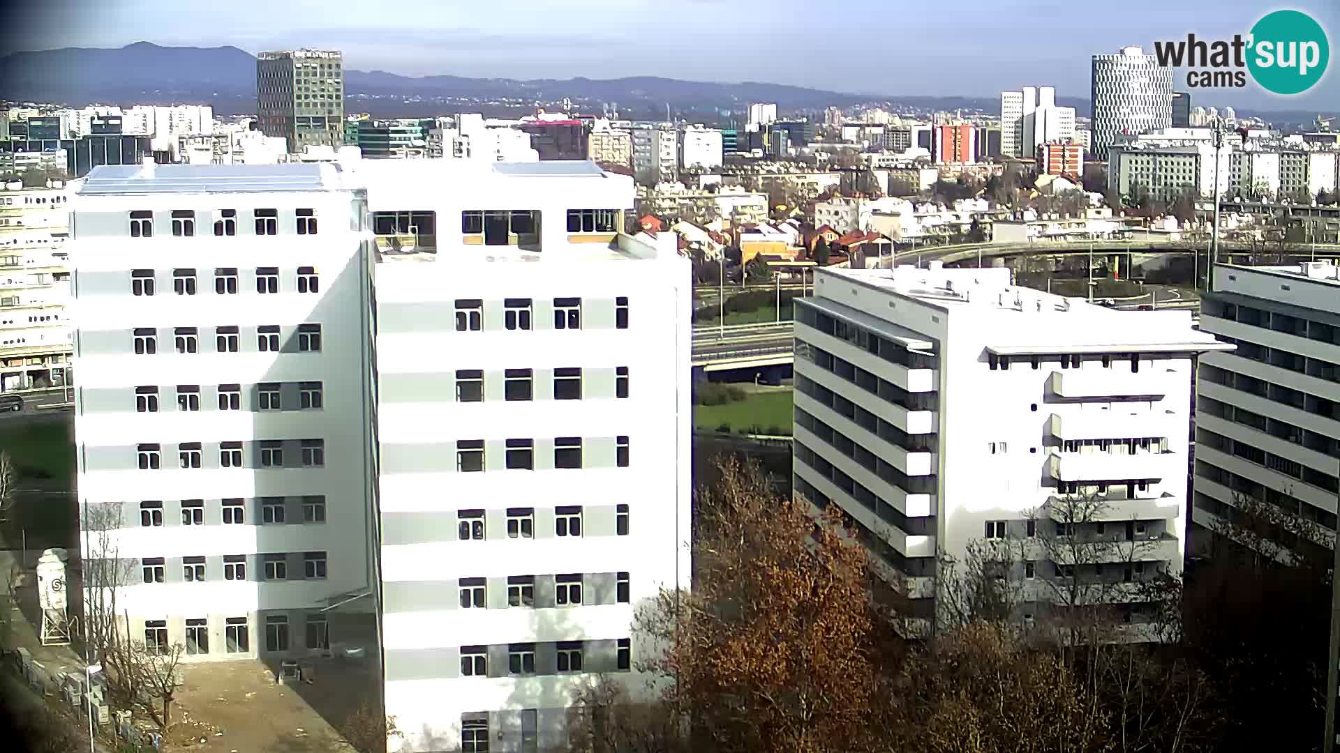 Live Interchange of Slavonska Avenue and Marin Držić Avenue in Zagreb webcam